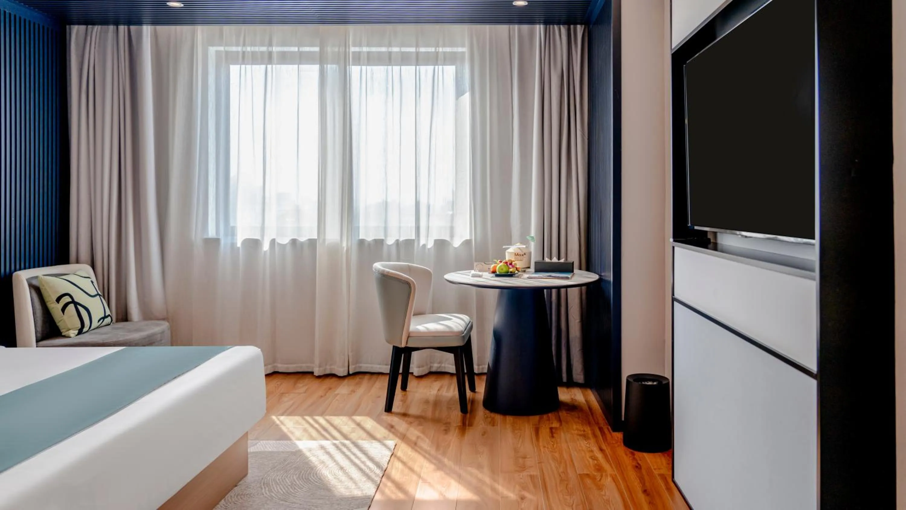 Bedroom, Bed in Maxx Phnom Penh Downtown By H World