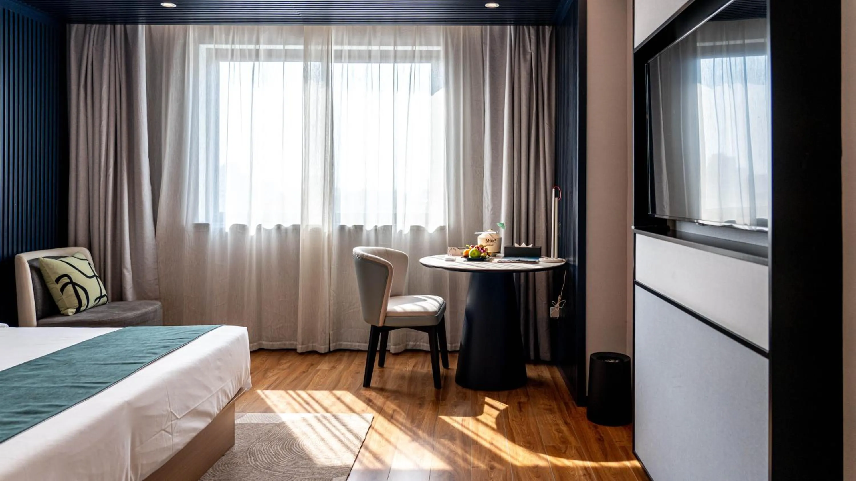 Bedroom, Bed in Maxx Phnom Penh Downtown By H World