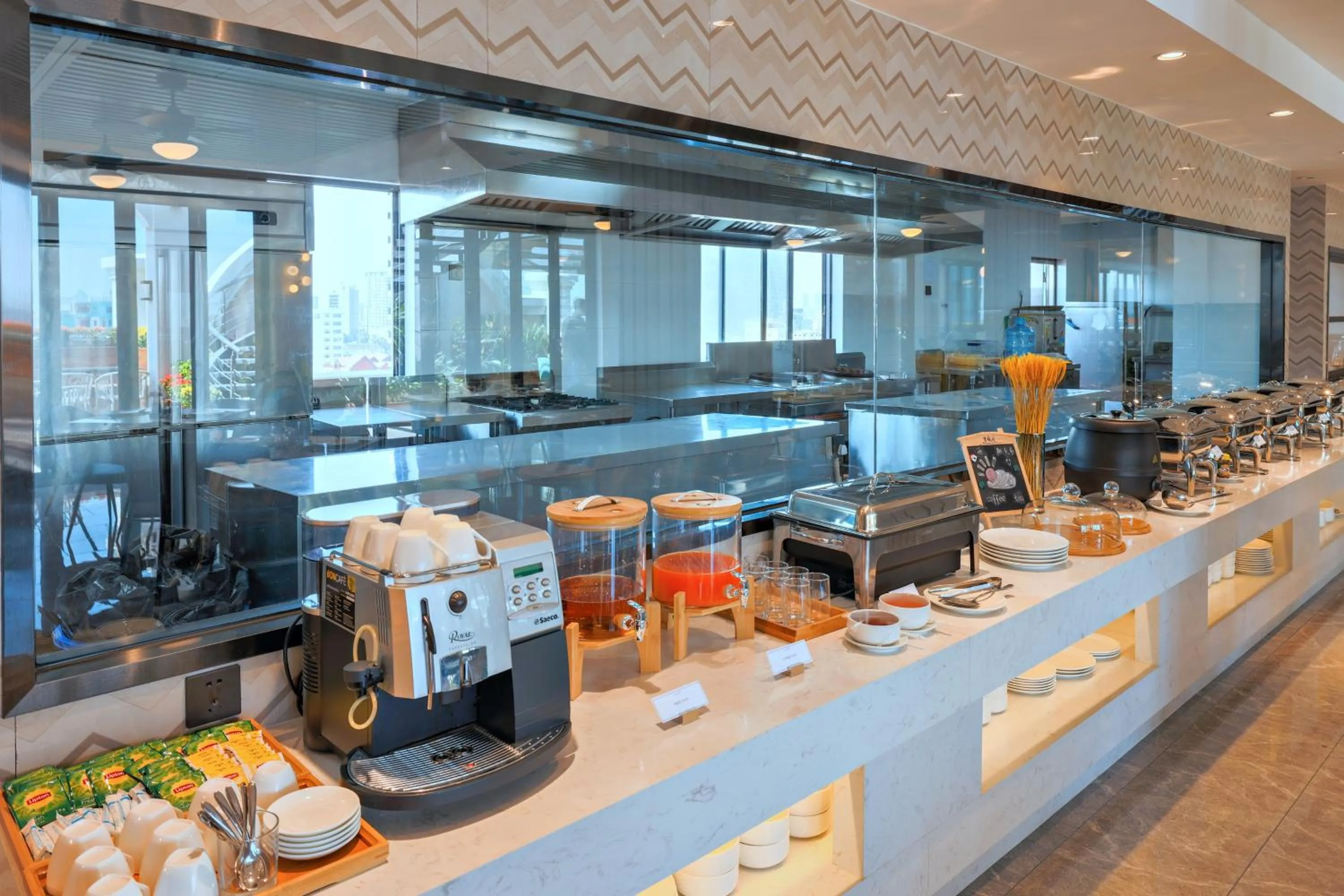 Food in Maxx Phnom Penh Downtown By H World