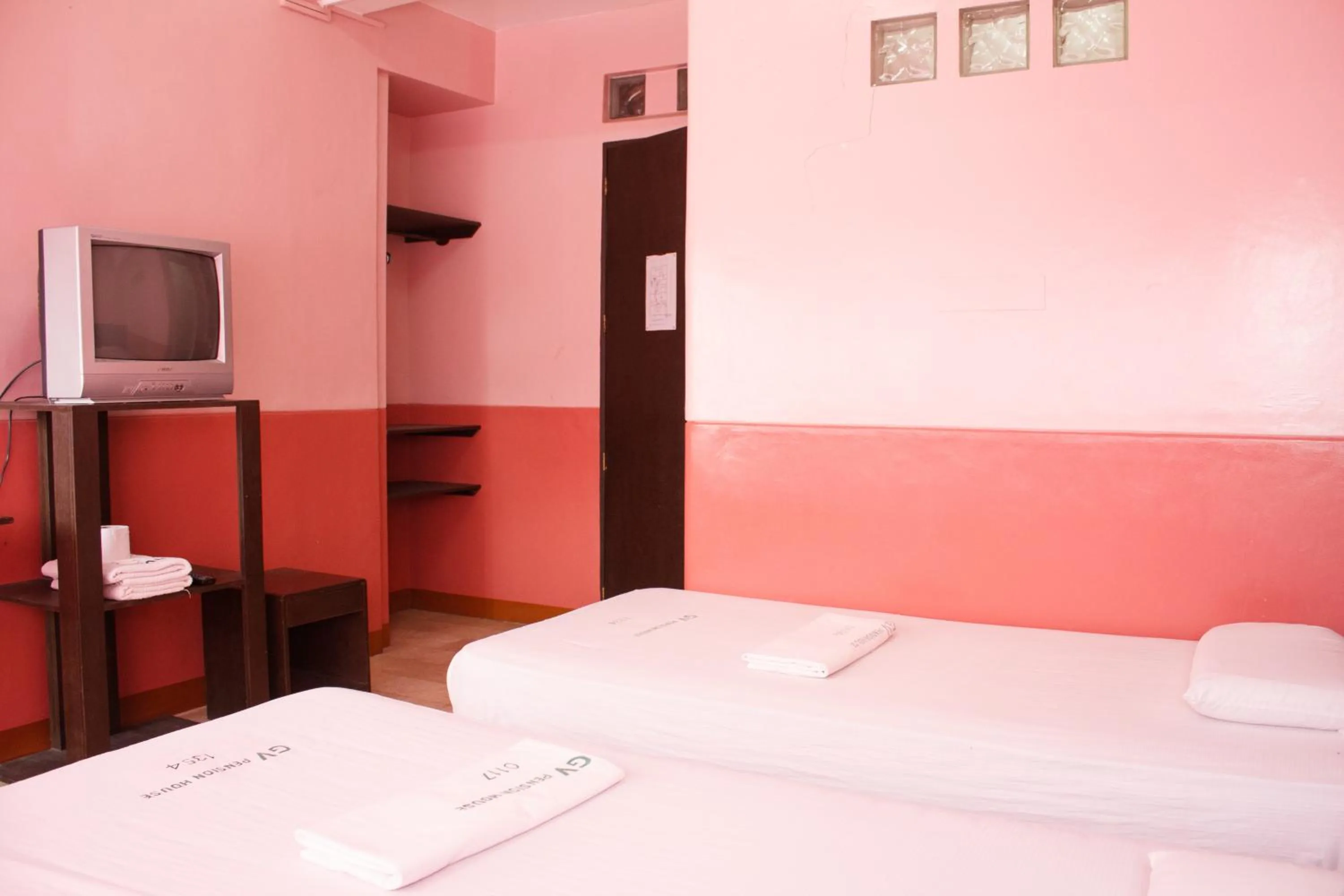 Bed in GV Hotel - Baybay