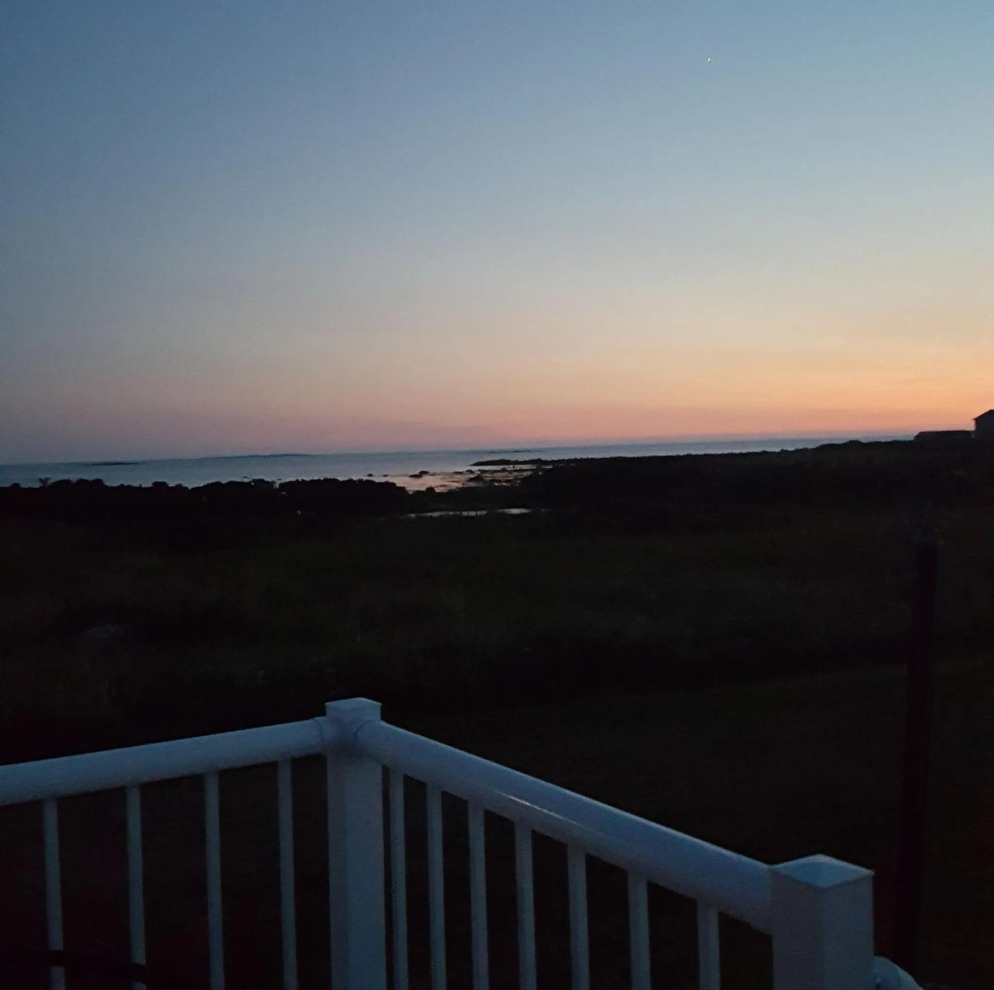 Patio in Mama`s By The Sea B&B