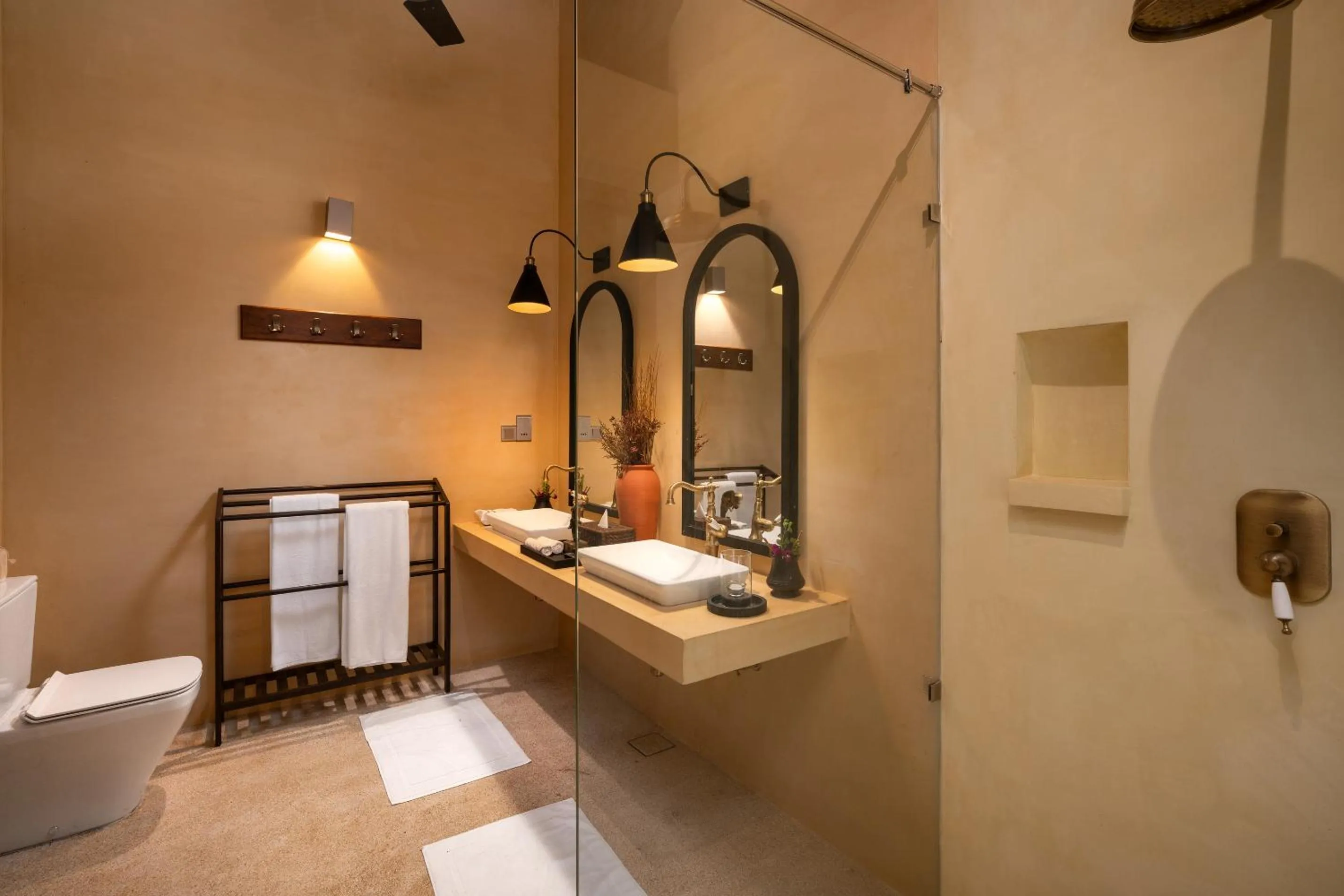 Toilet in Taru Villas Villu - Wilpattu