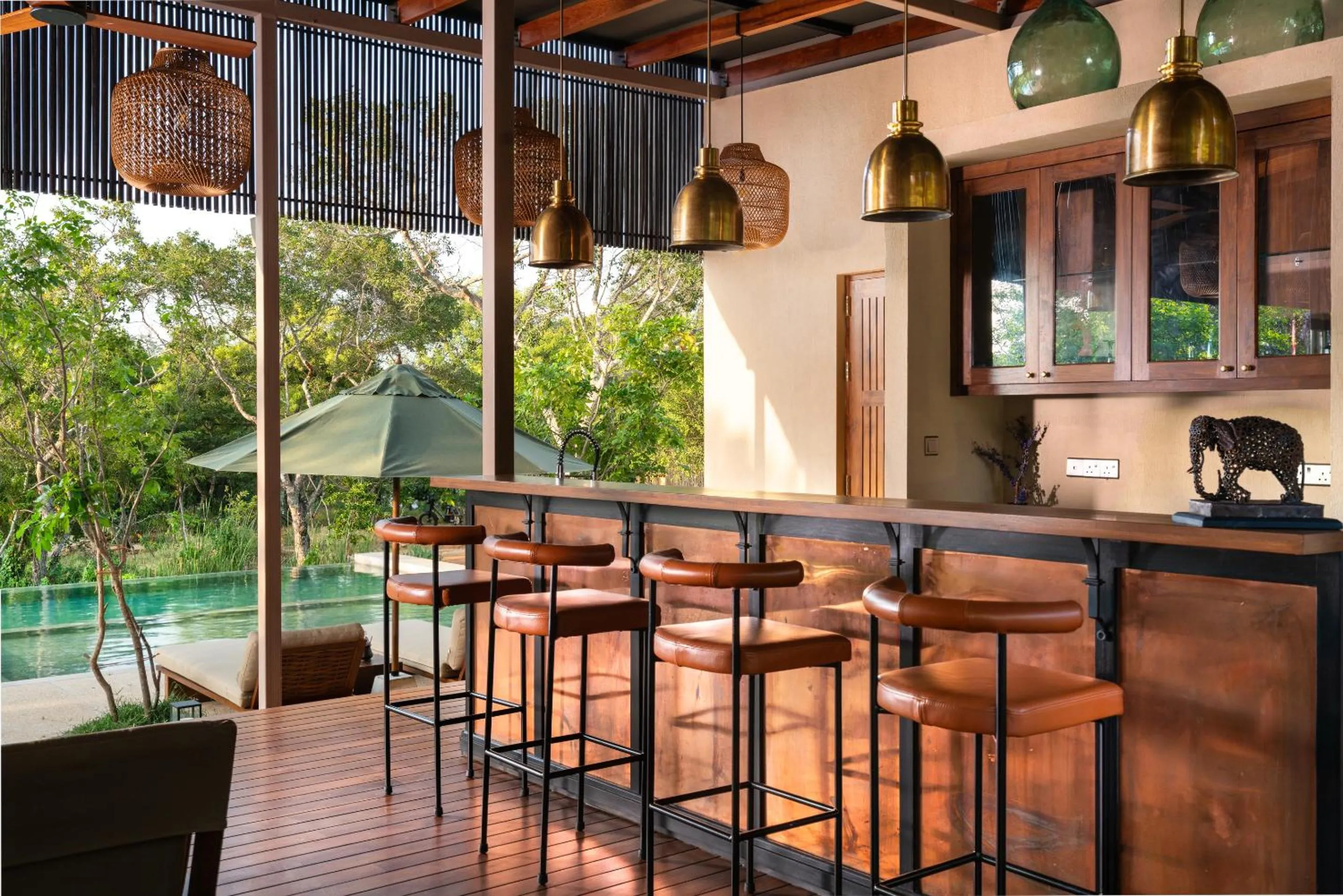 Lounge or bar in Taru Villas Villu - Wilpattu