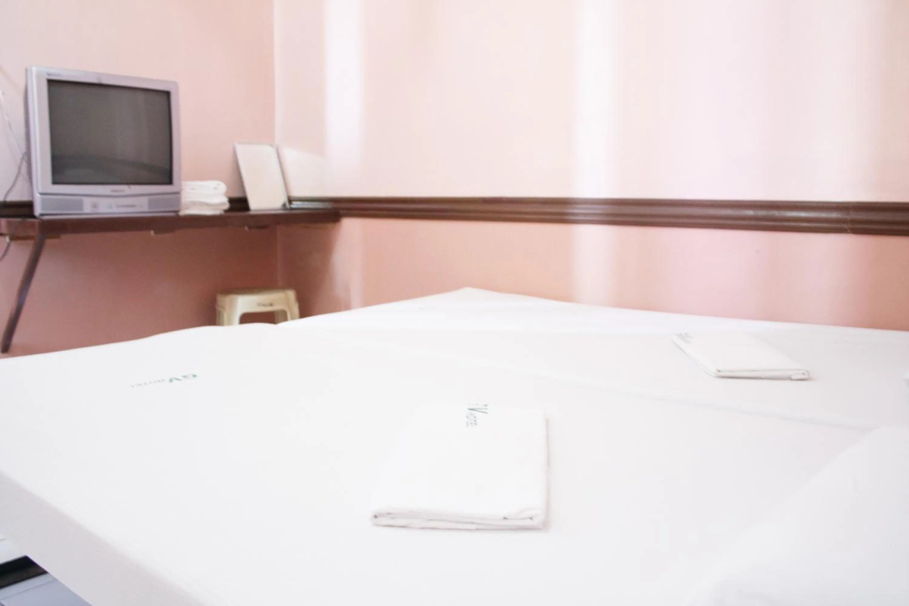 Bed in GV Hotel - Catarman