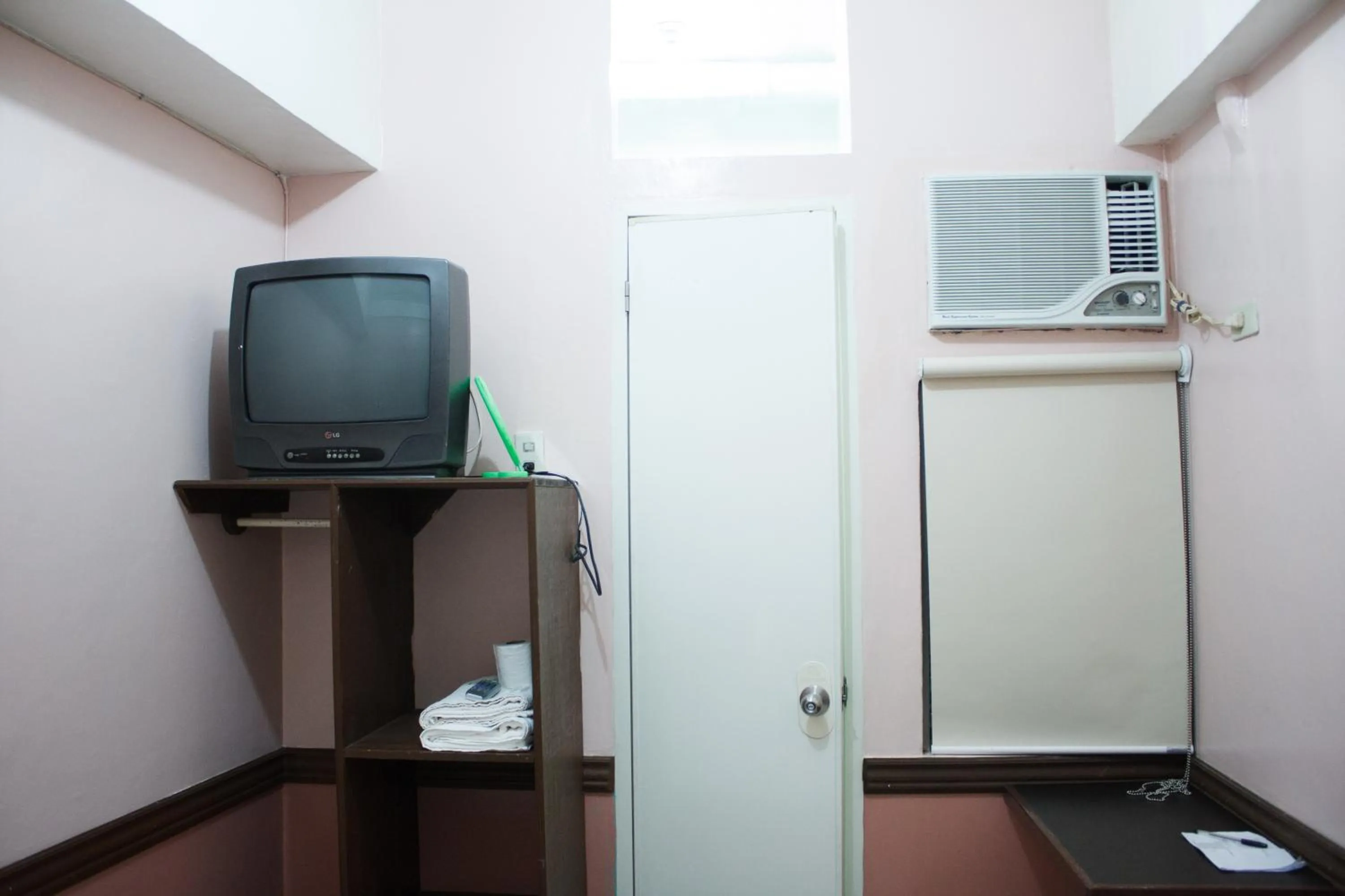 TV and multimedia in GV Hotel - Catarman