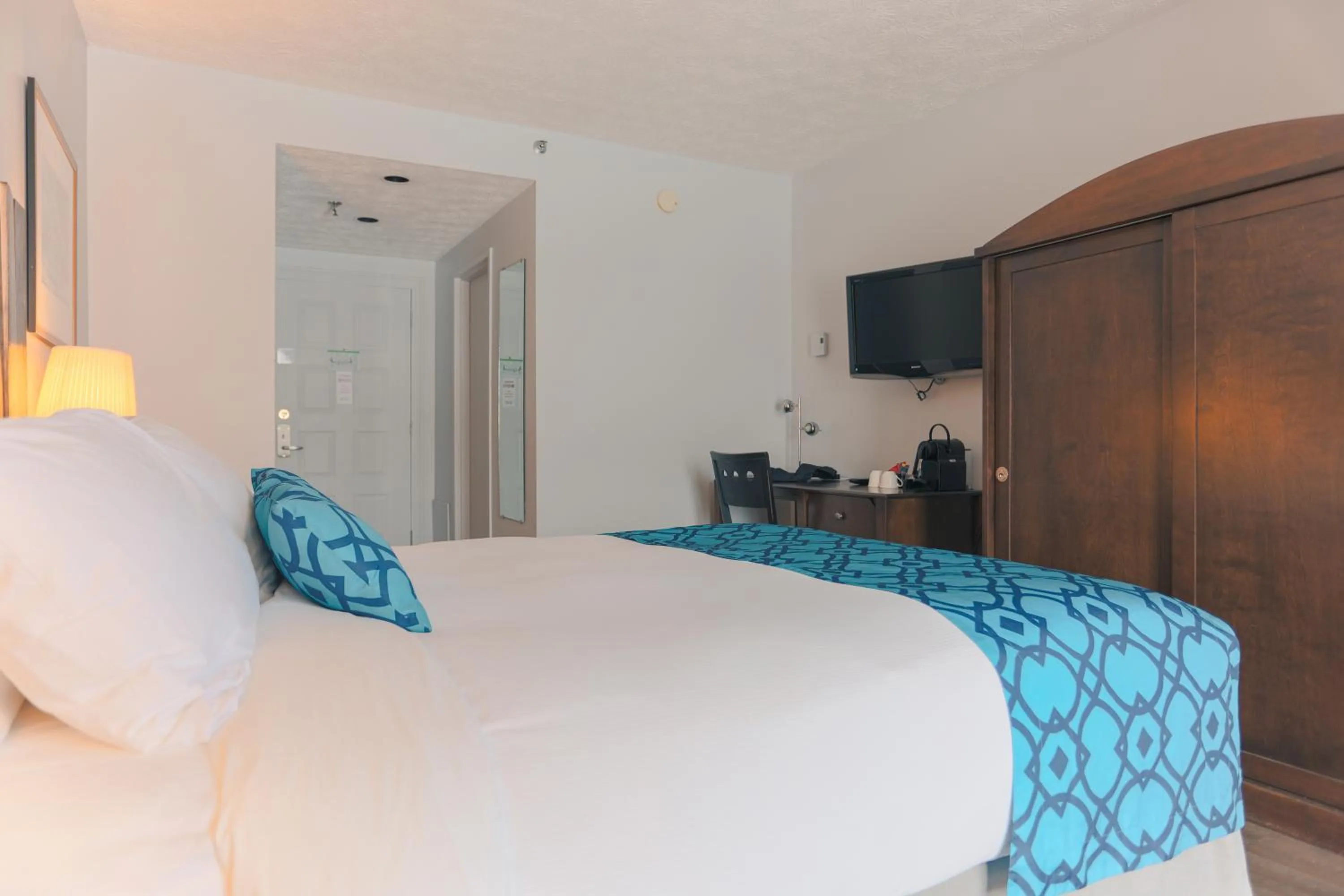 Bed in Hotel Lac Brome