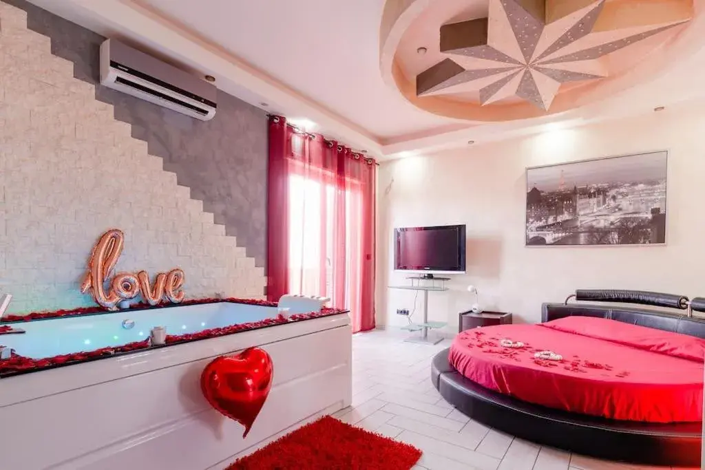 SuiteHouse - With Jacuzzi & All Comfort SuiteHouse - With Jacuzzi & All Comfort
