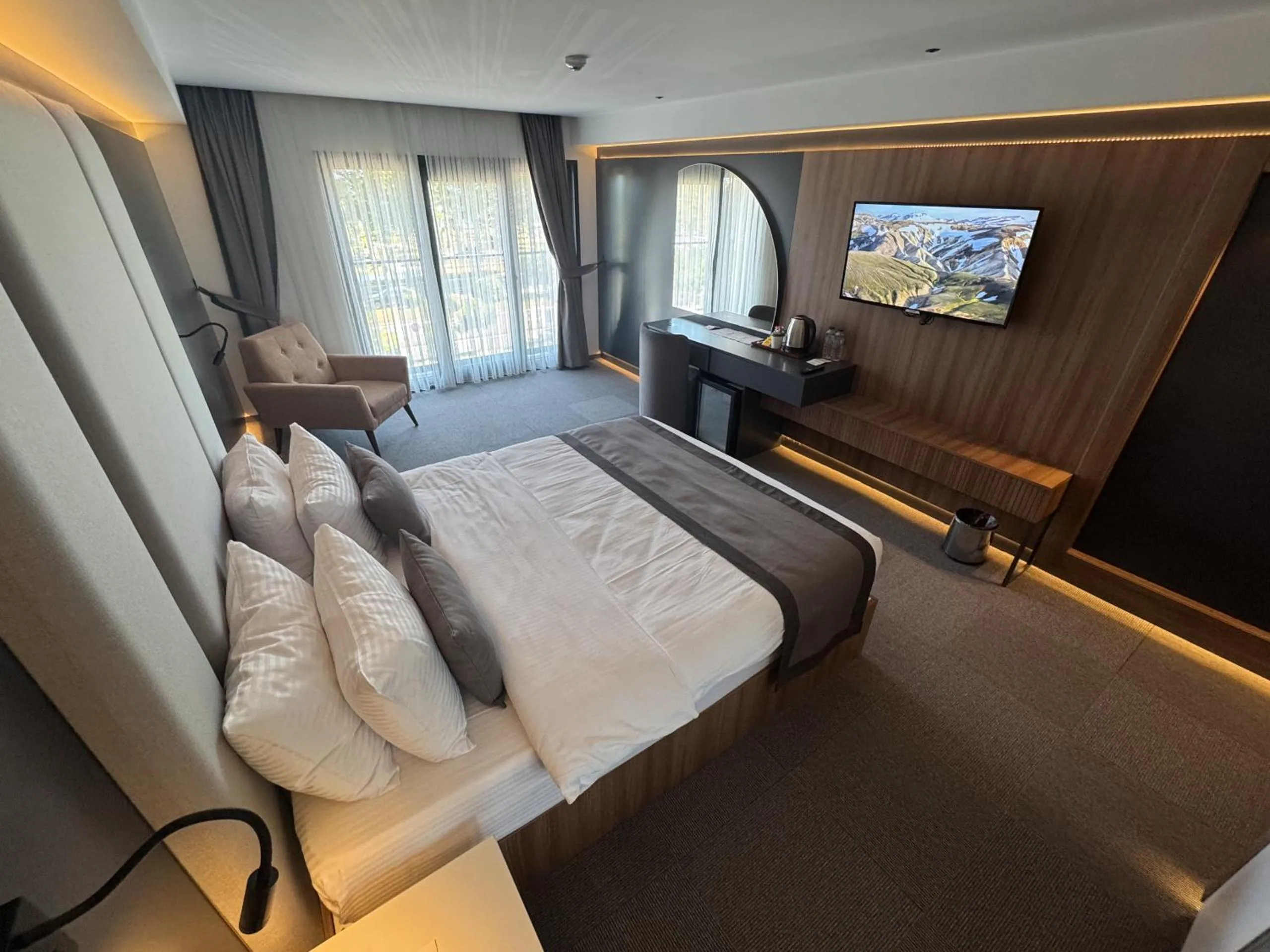 Bed in Sera Lake Center Hotel