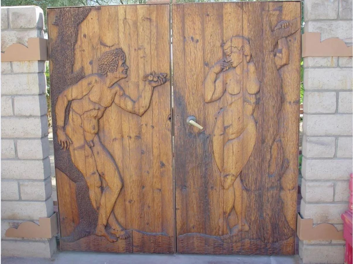 Decorative detail in Turtle Back Mesa Bed and Breakfast