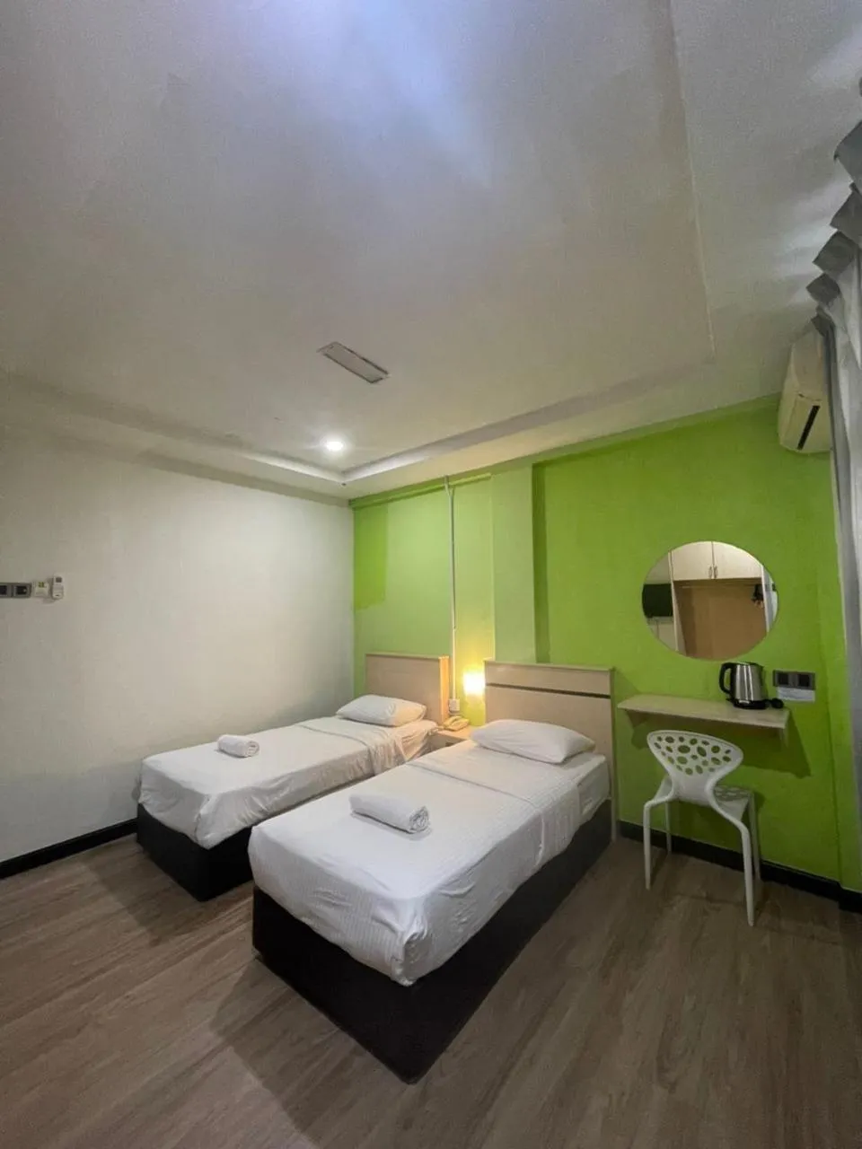 Bed in Merlin Hotel George Town Penang