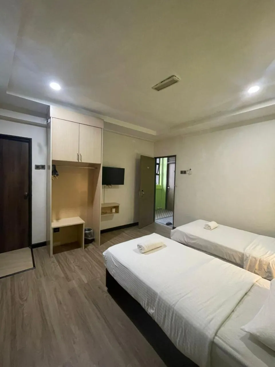 Bed in Merlin Hotel George Town Penang