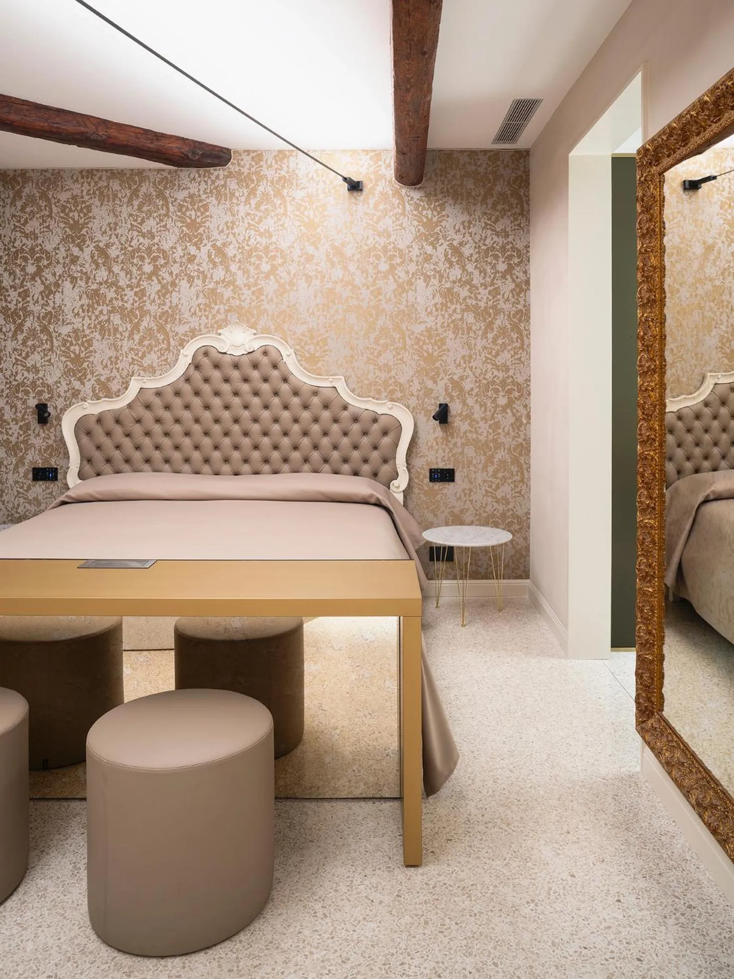 Bedroom, Bed in Palazzetto MyVenice