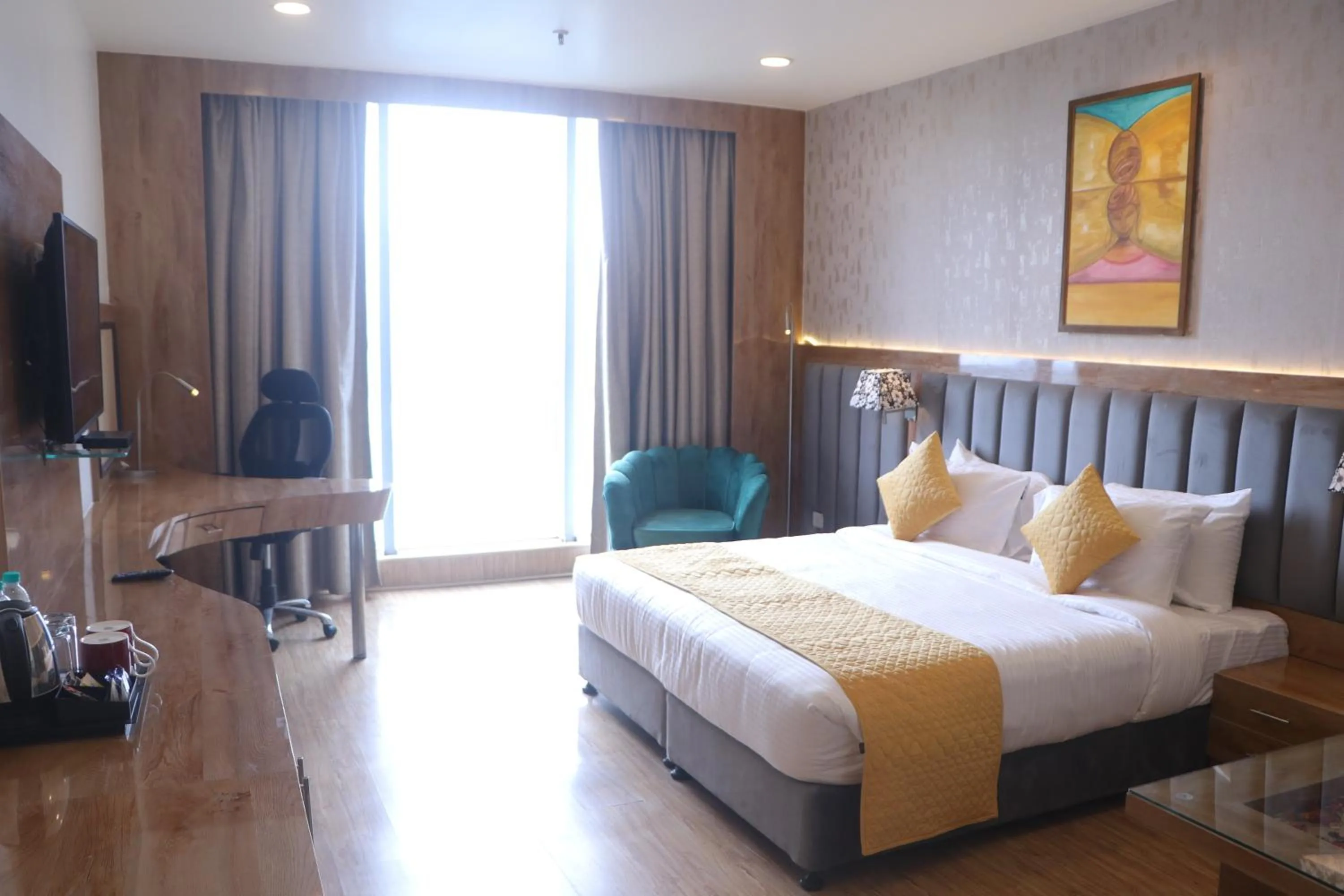 Bed in SK Premium Park, World Square Mall