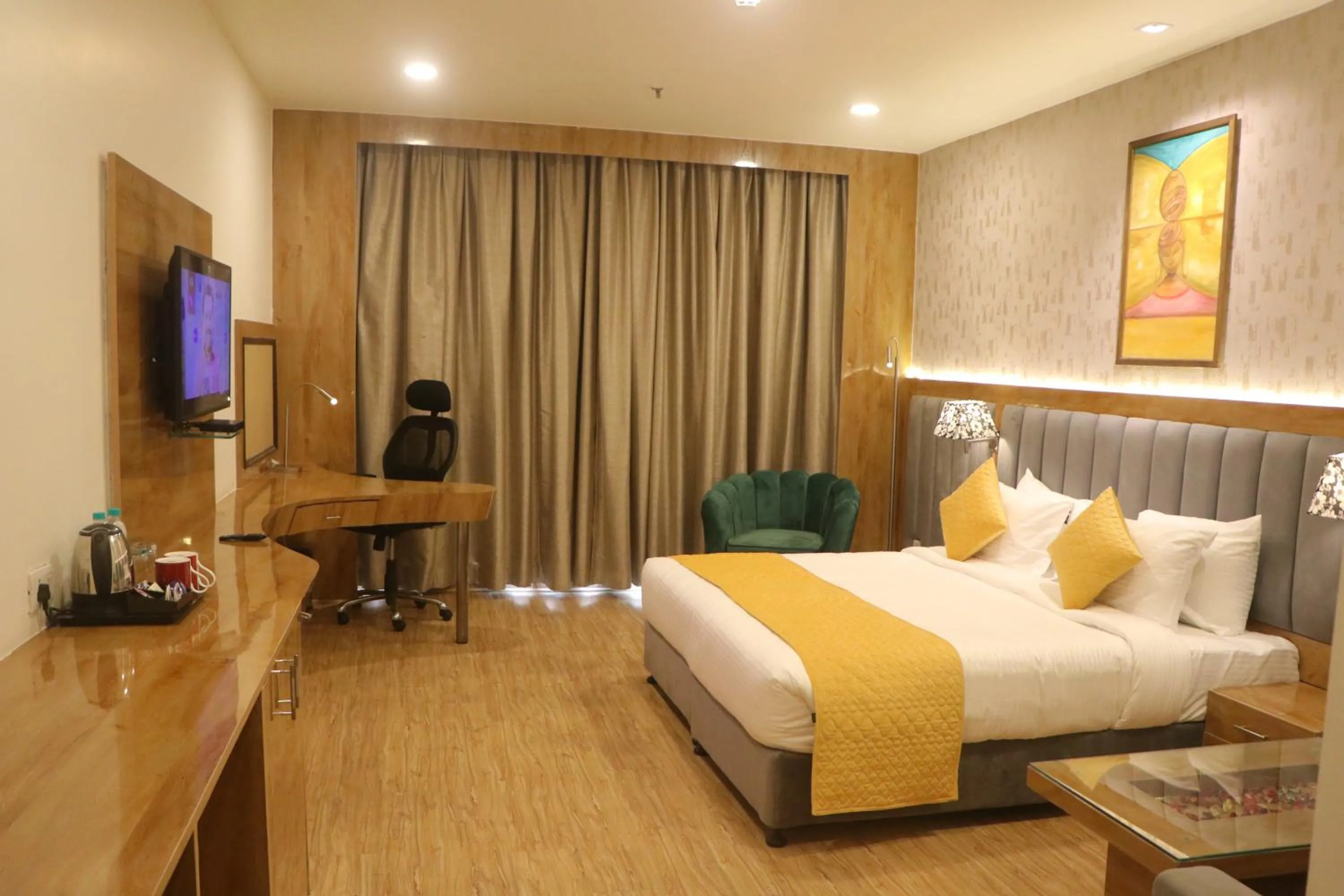 Bed in SK Premium Park, World Square Mall