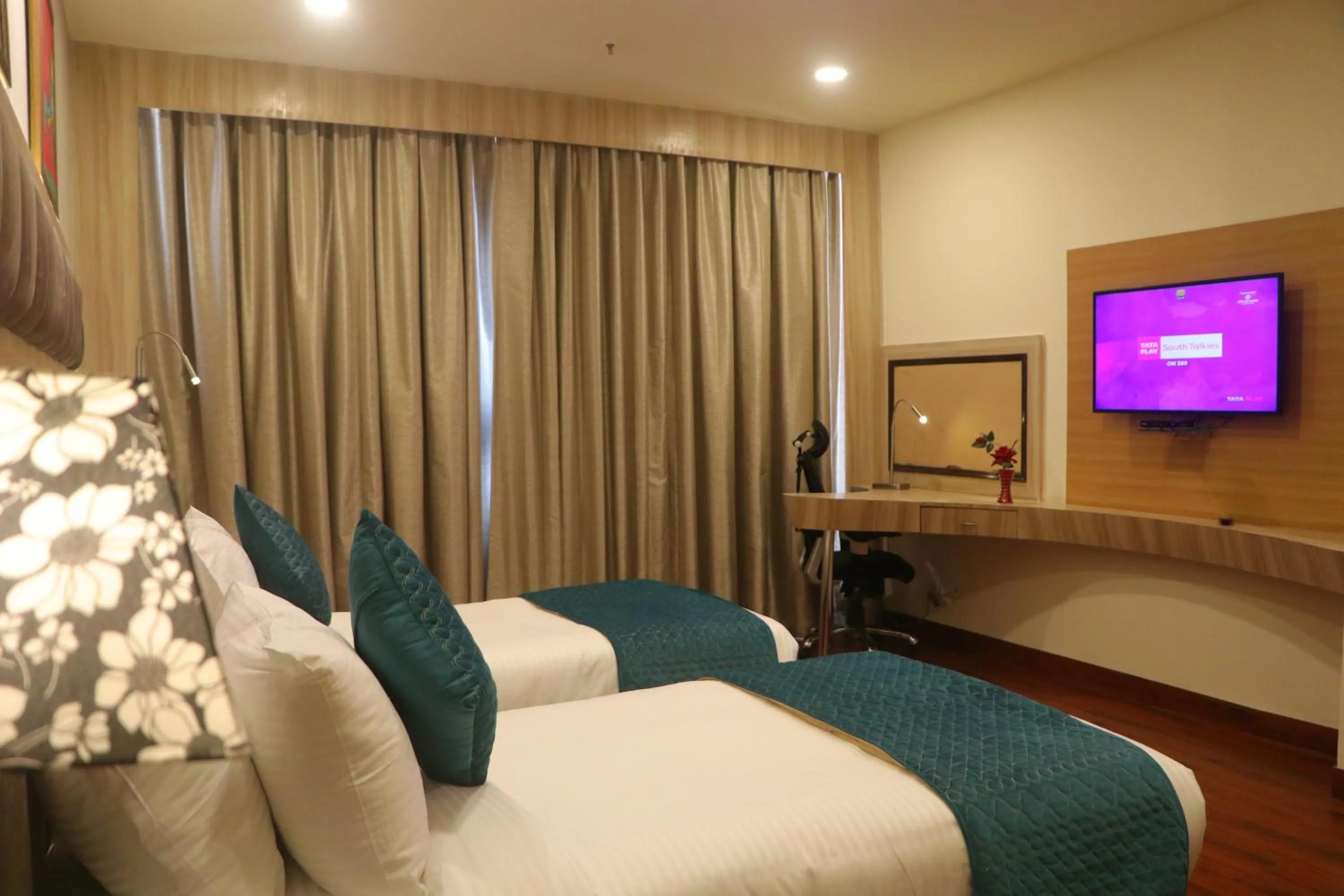 SK Premium Park, World Square Mall