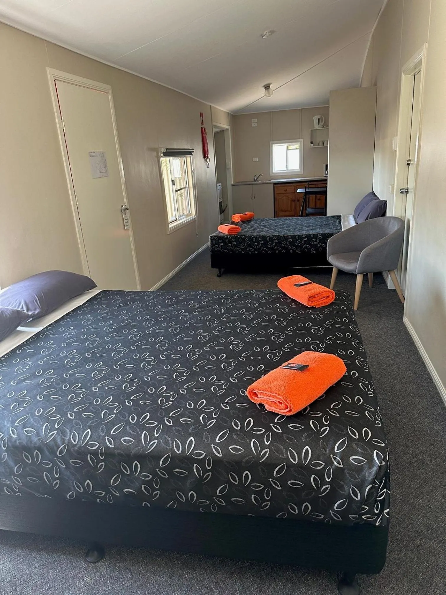 Bedroom, Bed in Winton Outback Motel