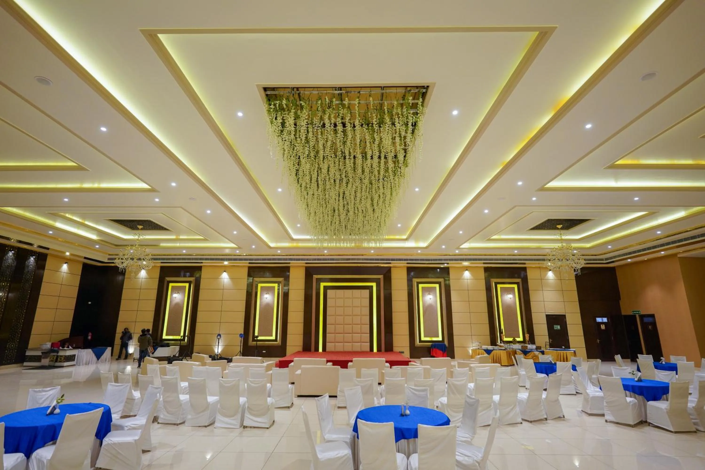 Banquet/Function facilities, Banquet Facilities in Hotel Yash Regency