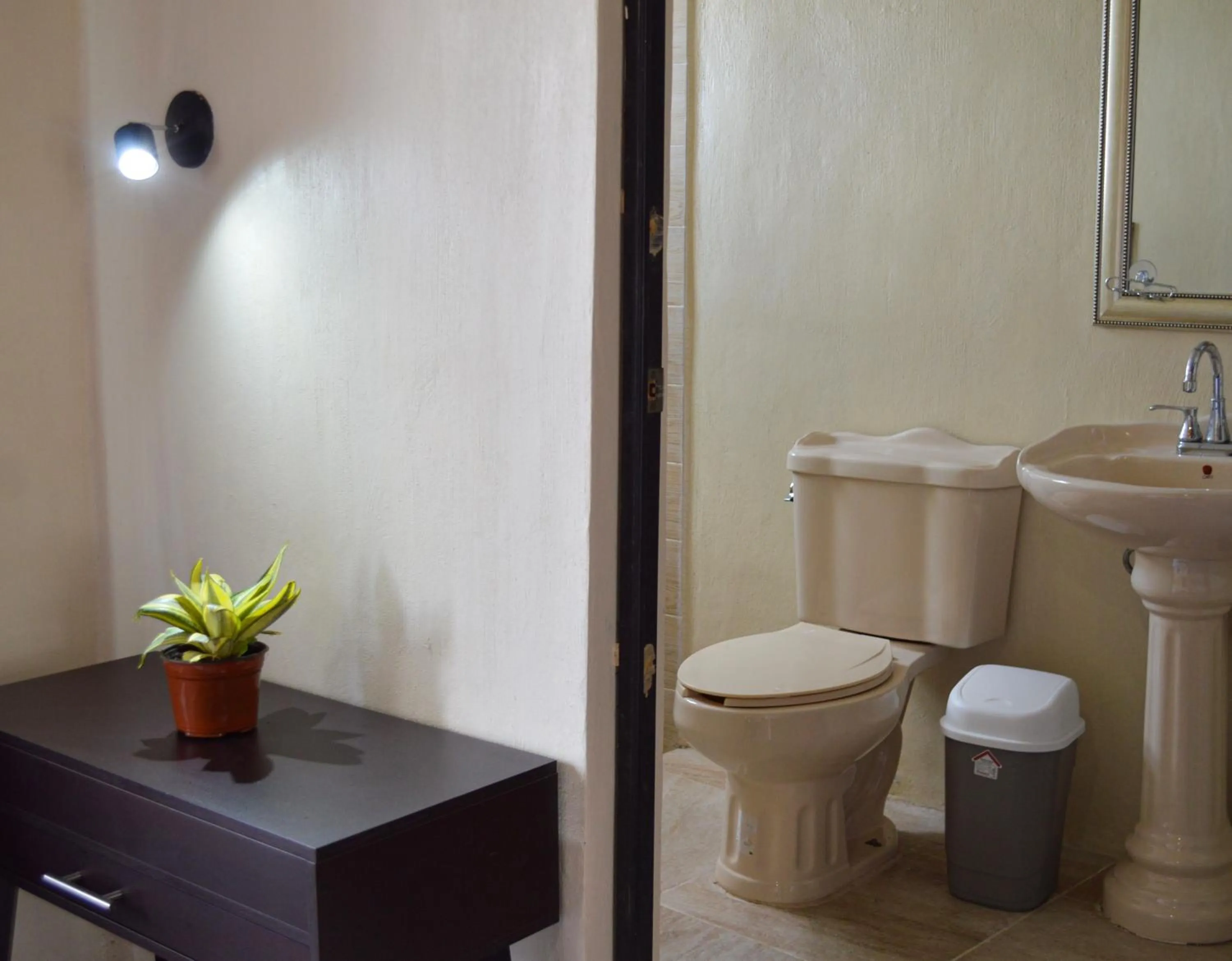 Bathroom in Capital O Casa Rotter