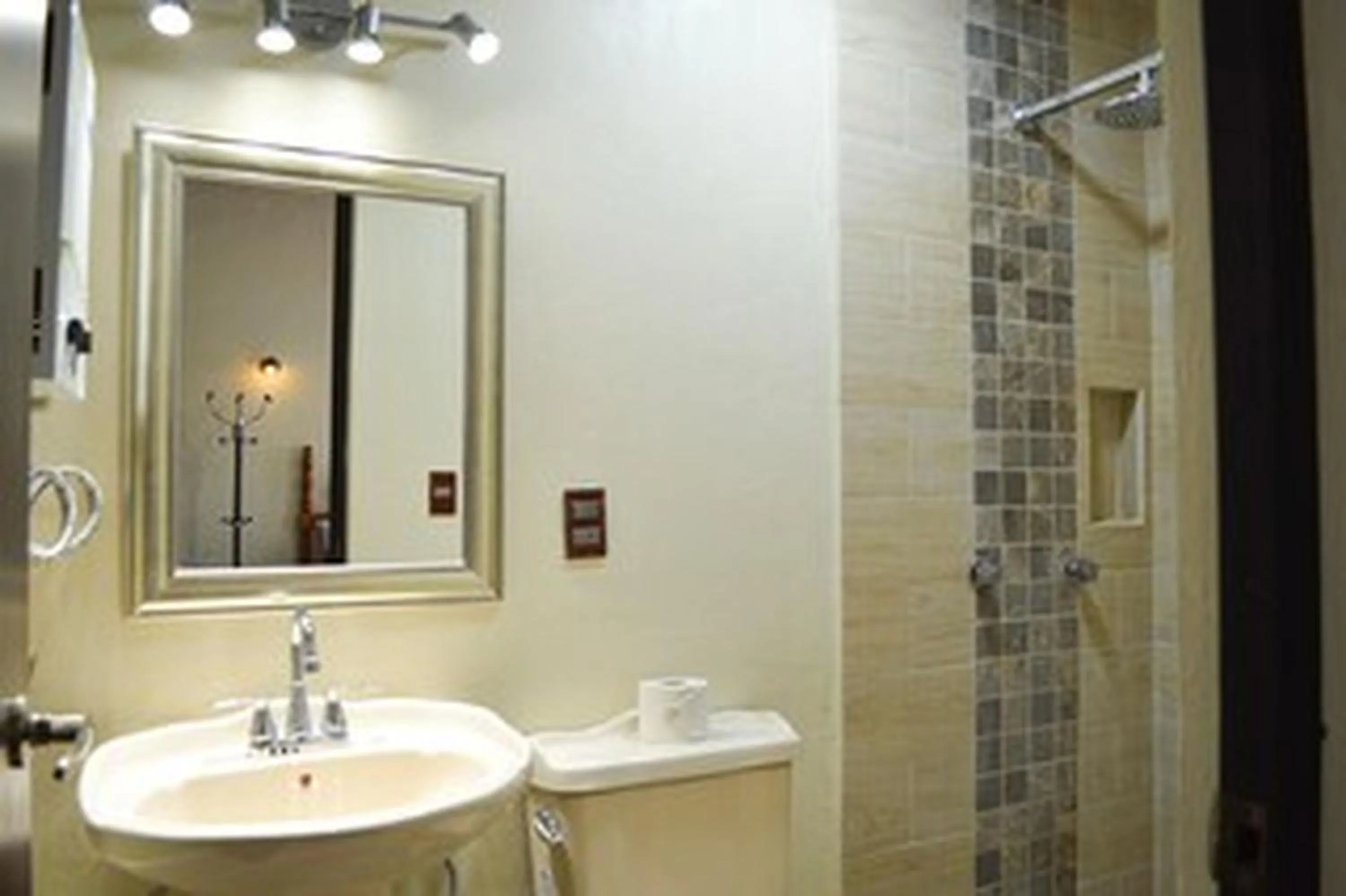 Bathroom in Capital O Casa Rotter