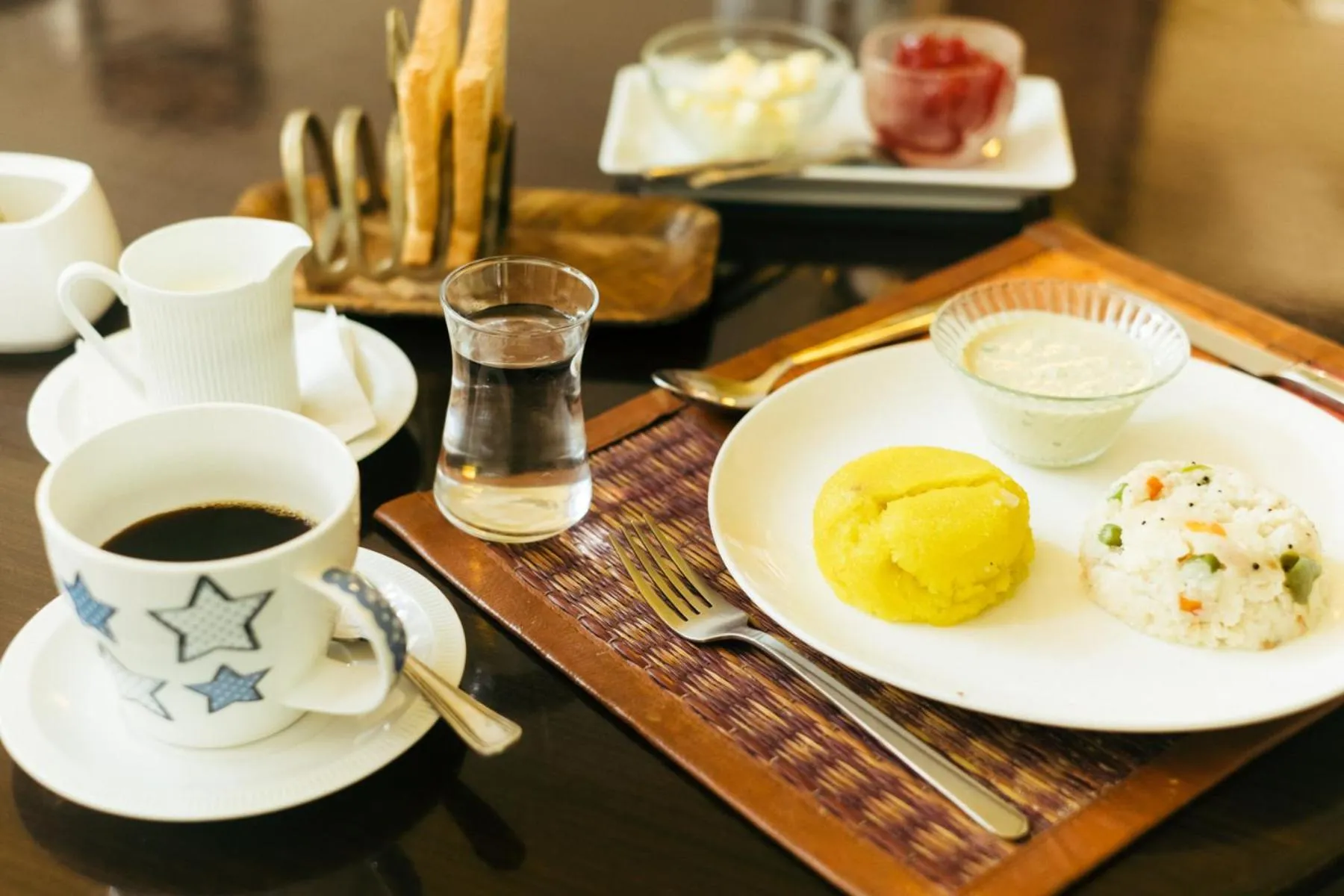 Food and drinks in Laika Boutique Stay