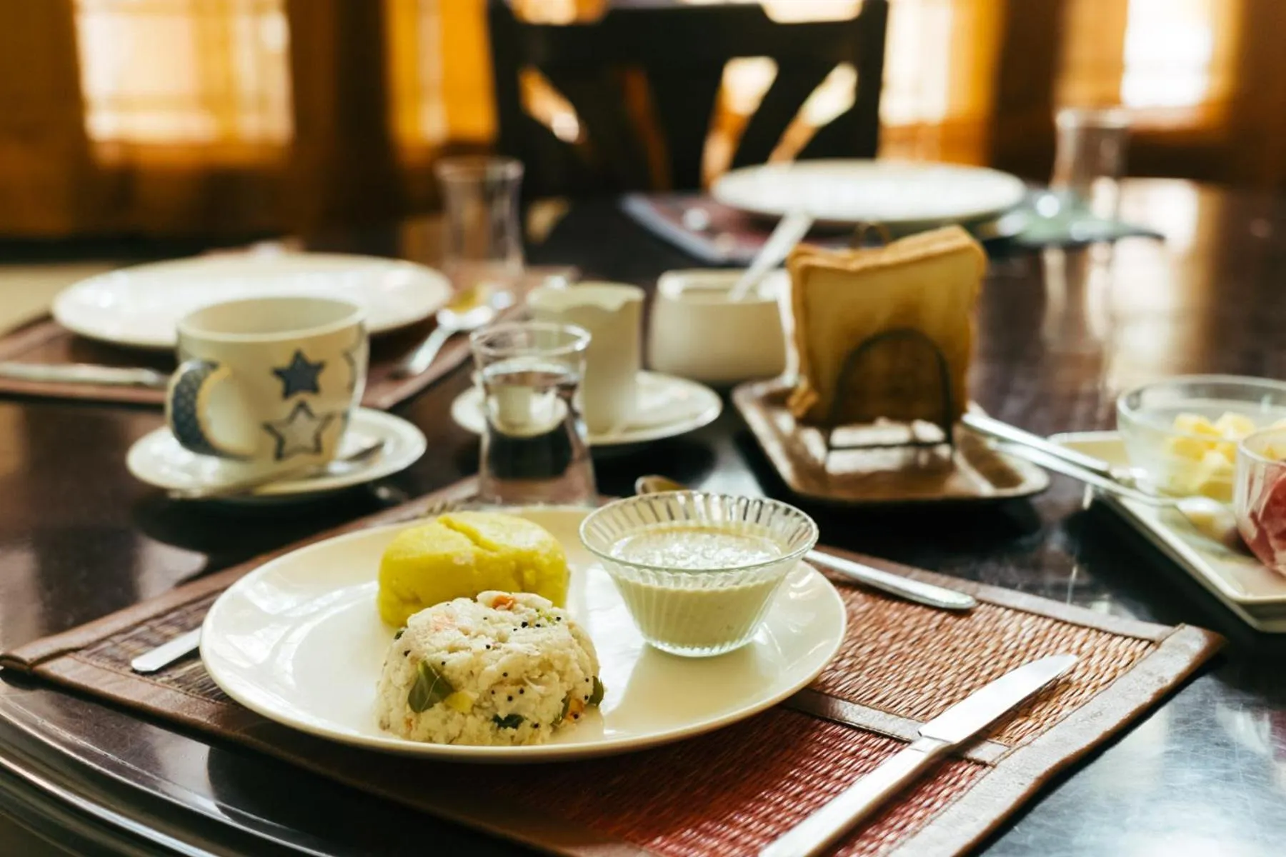 Food and drinks in Laika Boutique Stay