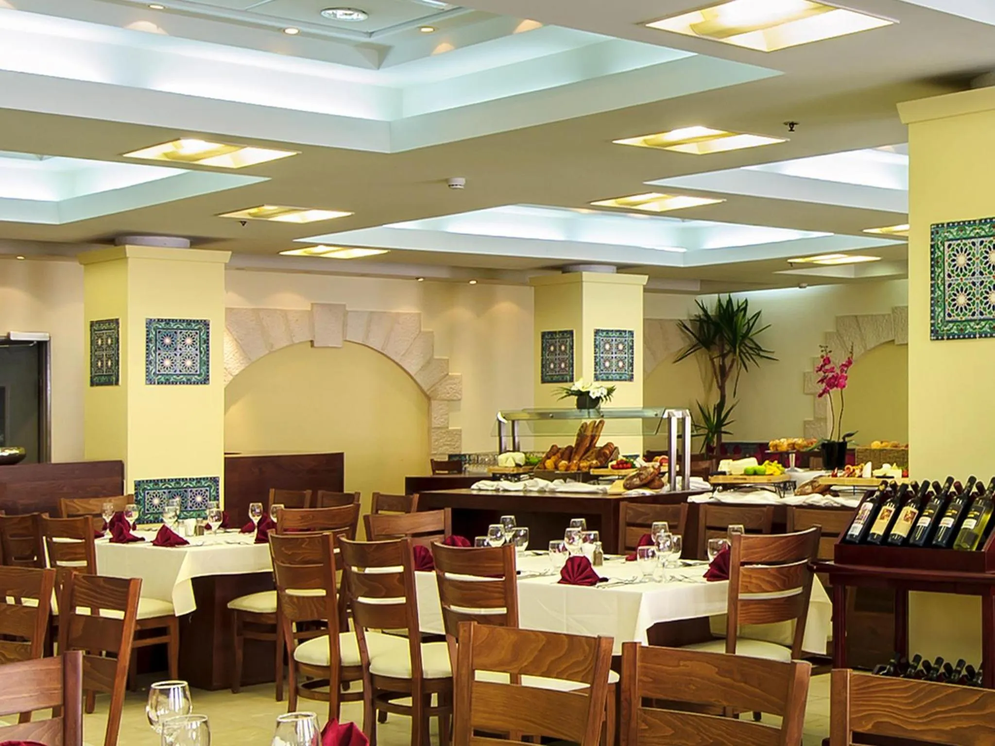 Restaurant/places to eat in The Sephardic House Hotel in The Jewish Quarter