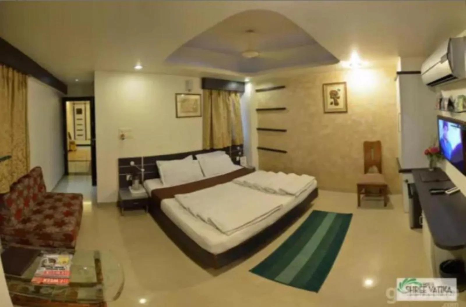 Photo of the whole room, Bed in Hotel Shree Vatika