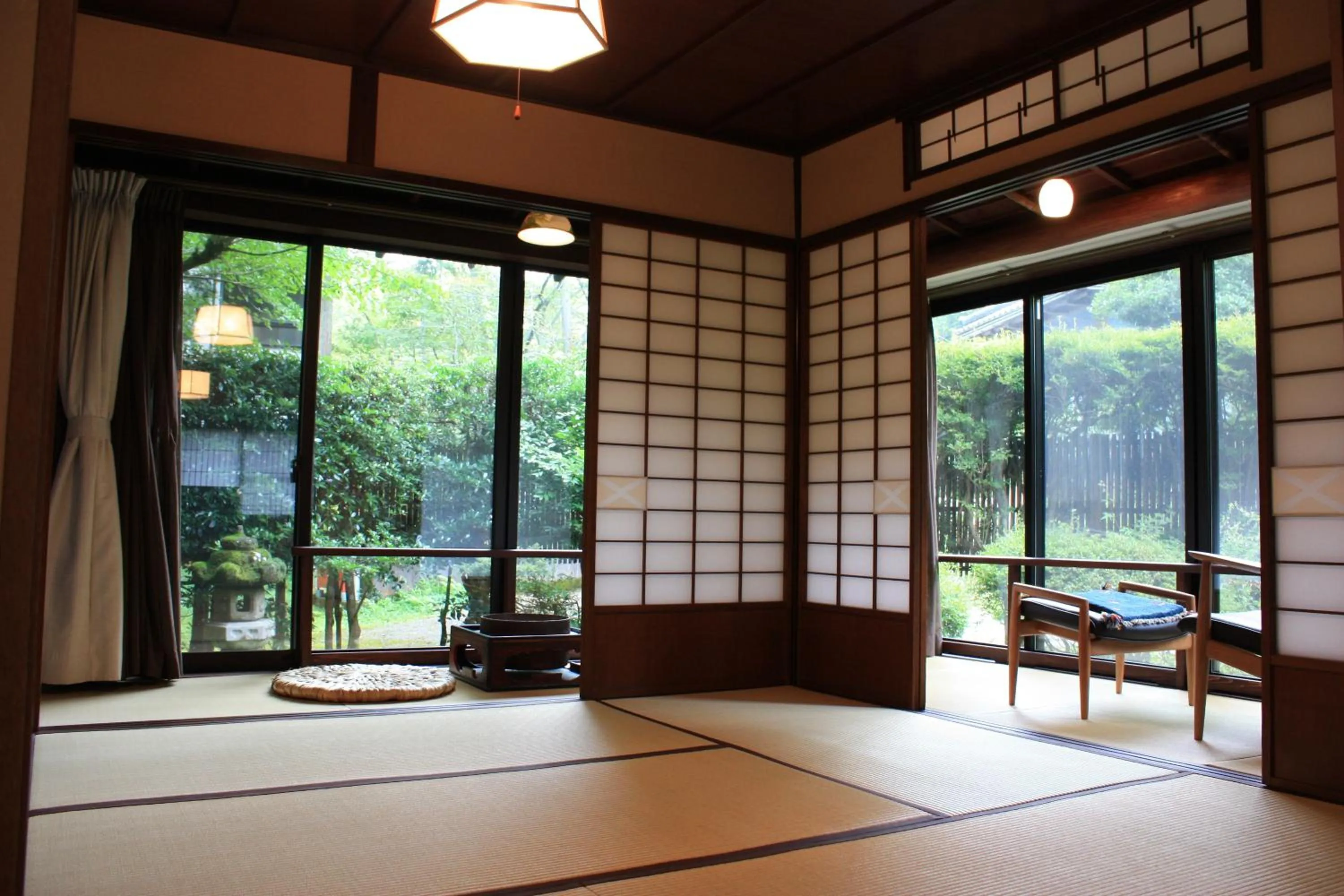 Decorative detail in Motoyu Ishiya