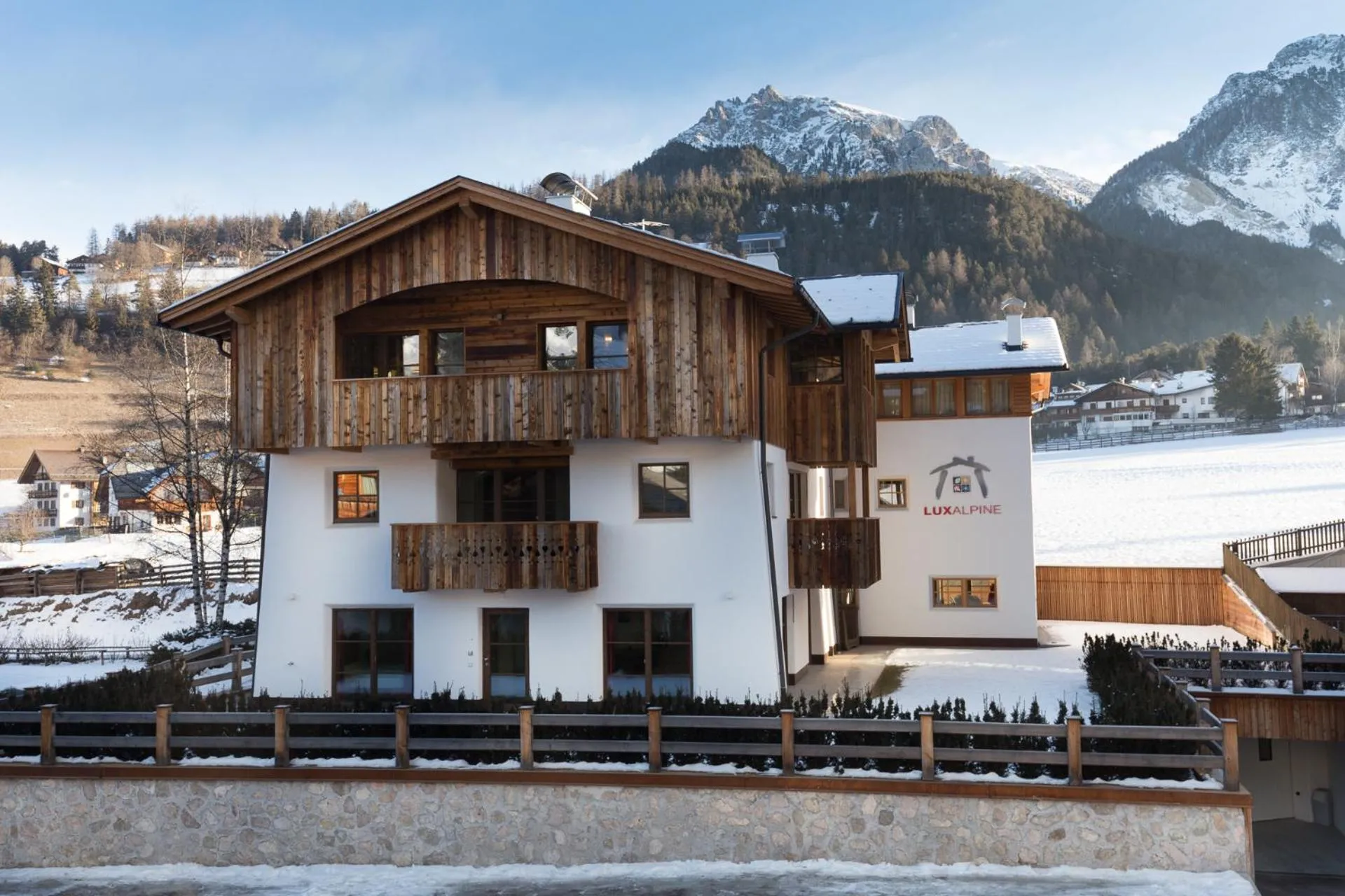 Property building in Mountainlodge Luxalpine