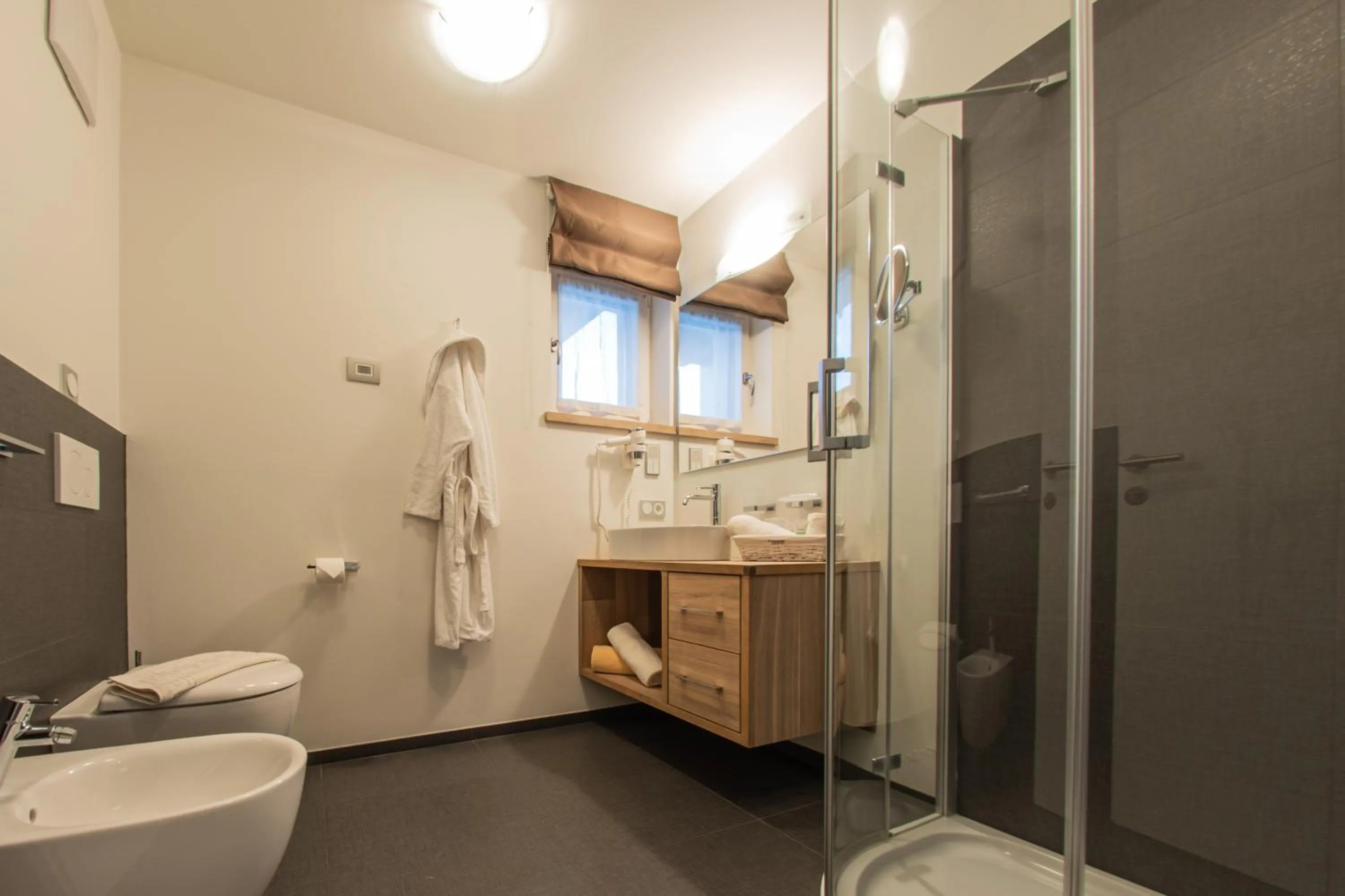 Shower in Mountainlodge Luxalpine