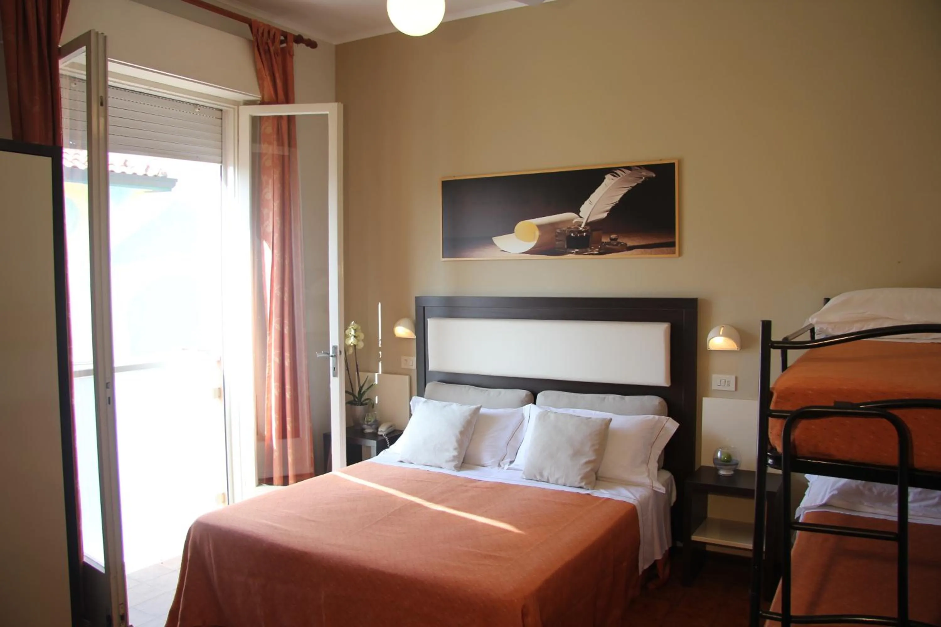 Bedroom, Bed in Miomar Beach Hotel
