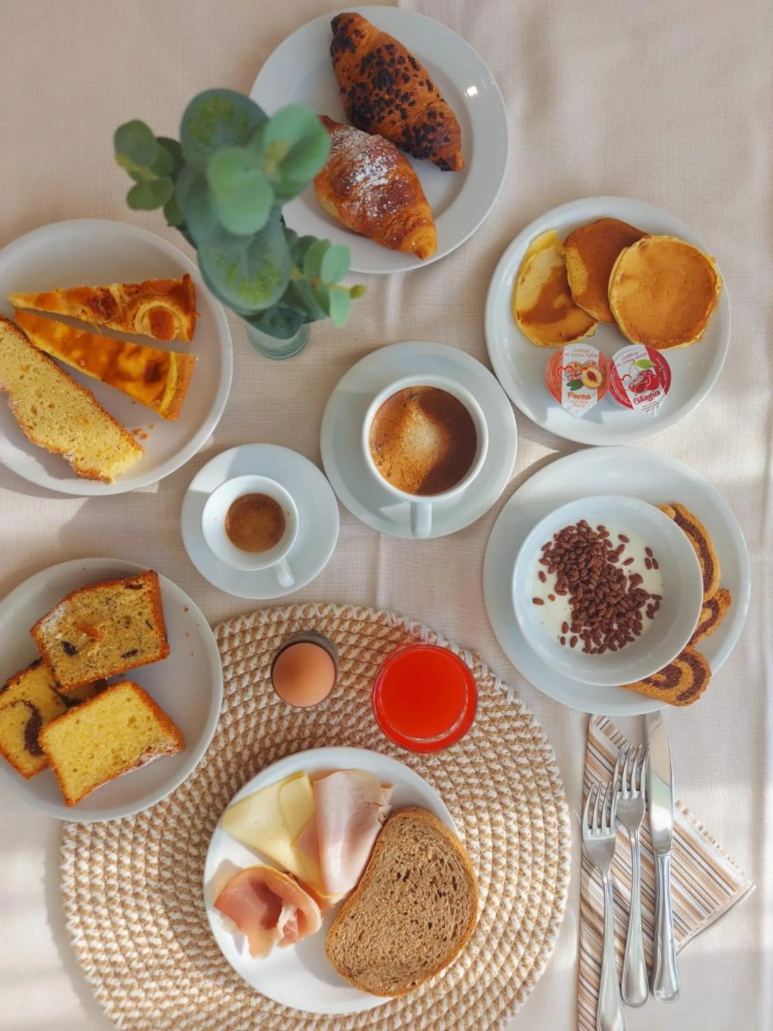 Restaurant/places to eat in Miomar Beach Hotel