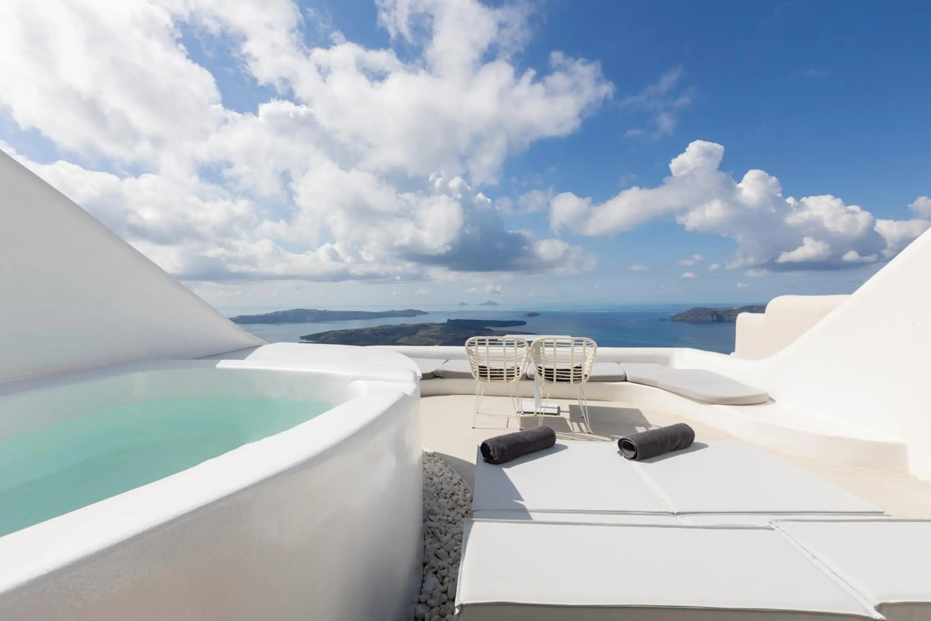 Deluxe Suite with Outdoor Hot Tub in Heavens Edge Deluxe Suite with Outdoor Hot Tub in Heavens Edge