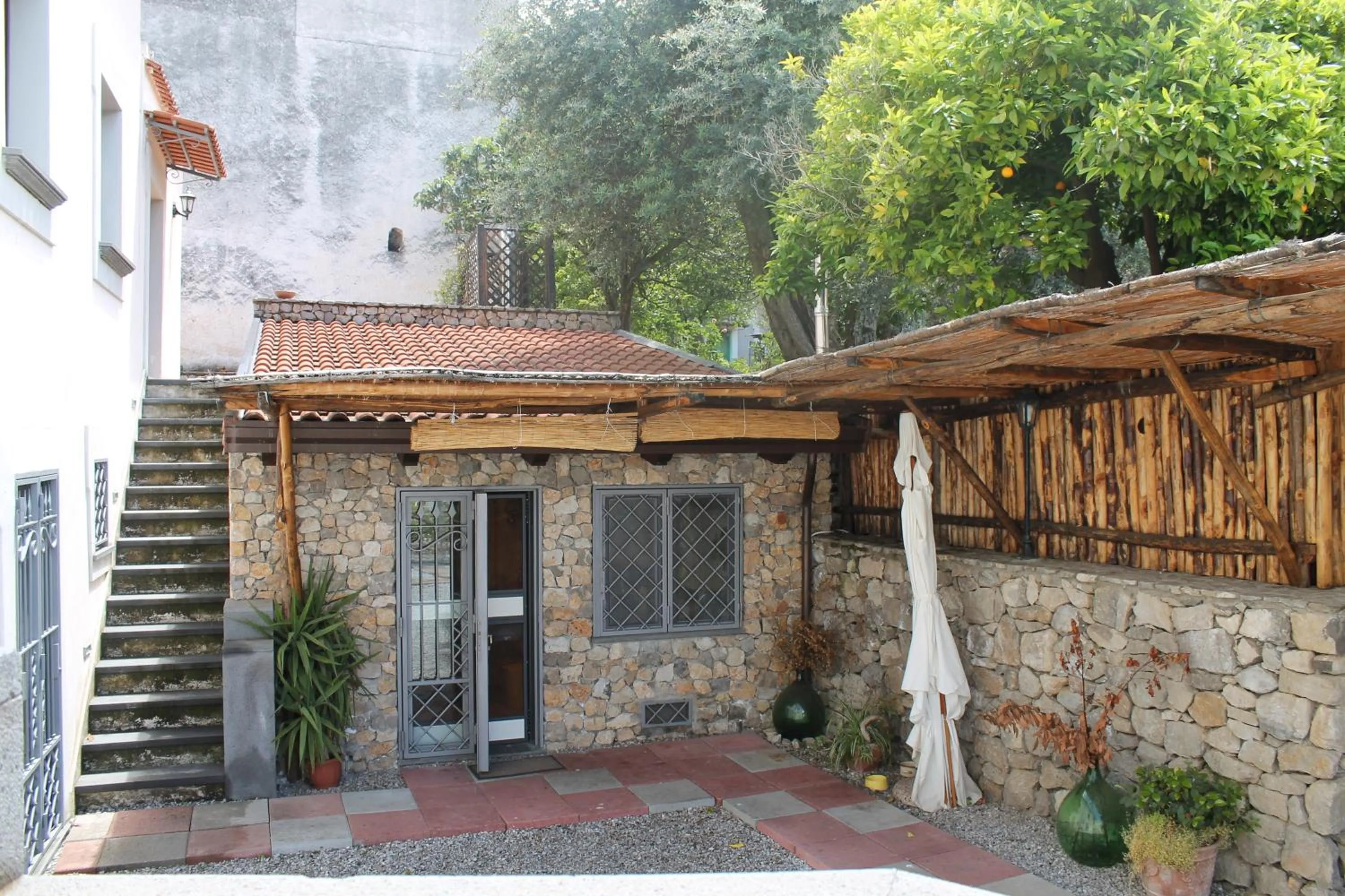 Property building in Agriturismo Casa Scola