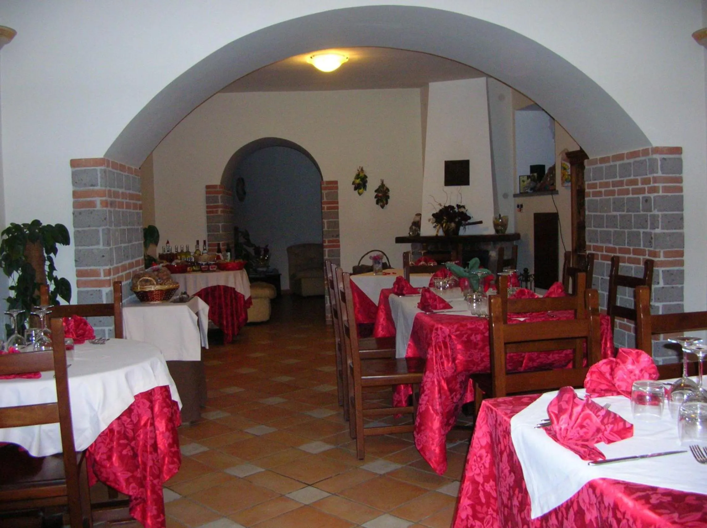 Restaurant/places to eat in Agriturismo Casa Scola