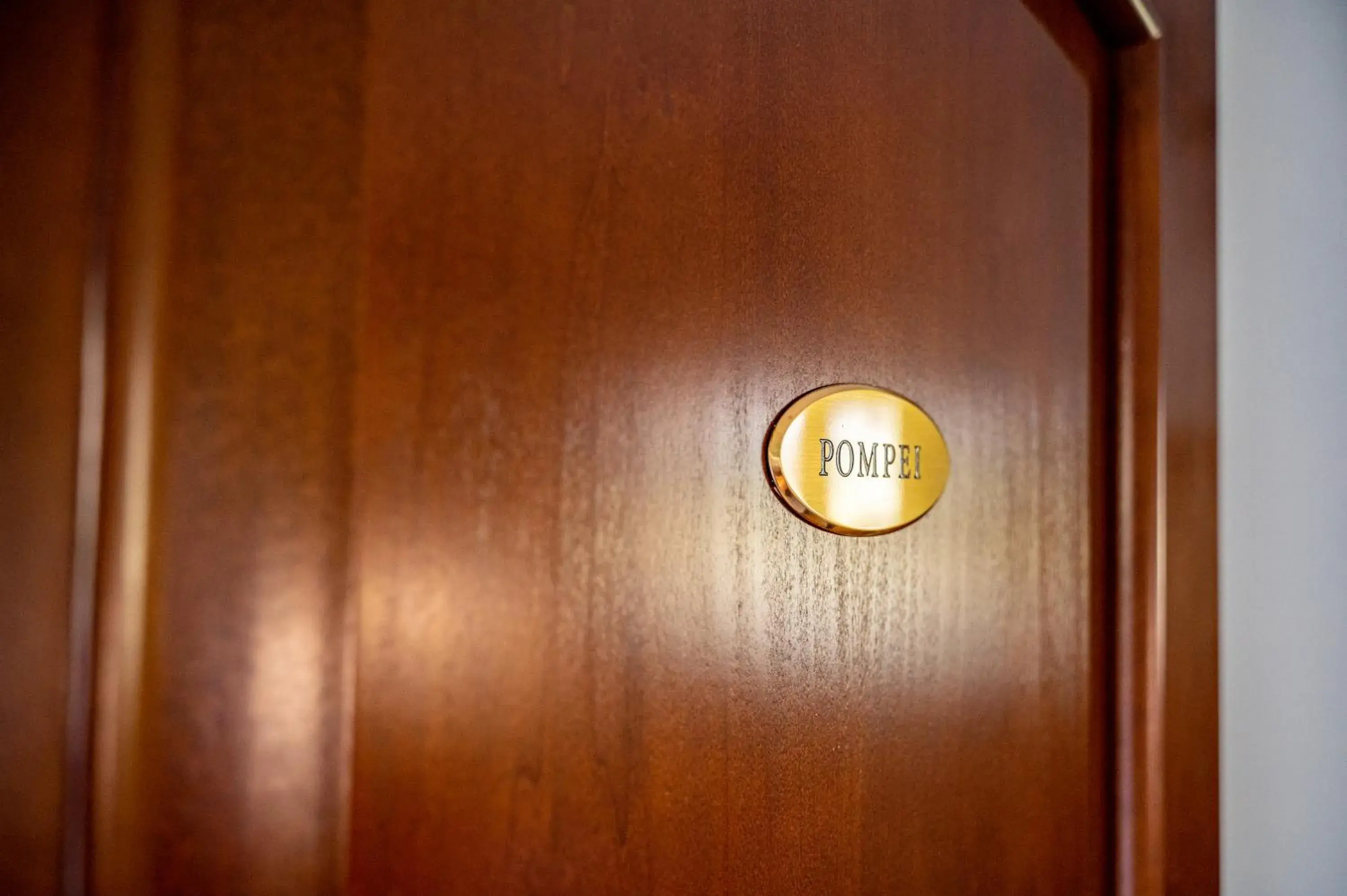 Deluxe Double or Twin Room with Mountain View in Agriturismo Casa Scola Deluxe Double or Twin Room with Mountain View in Agriturismo Casa Scola