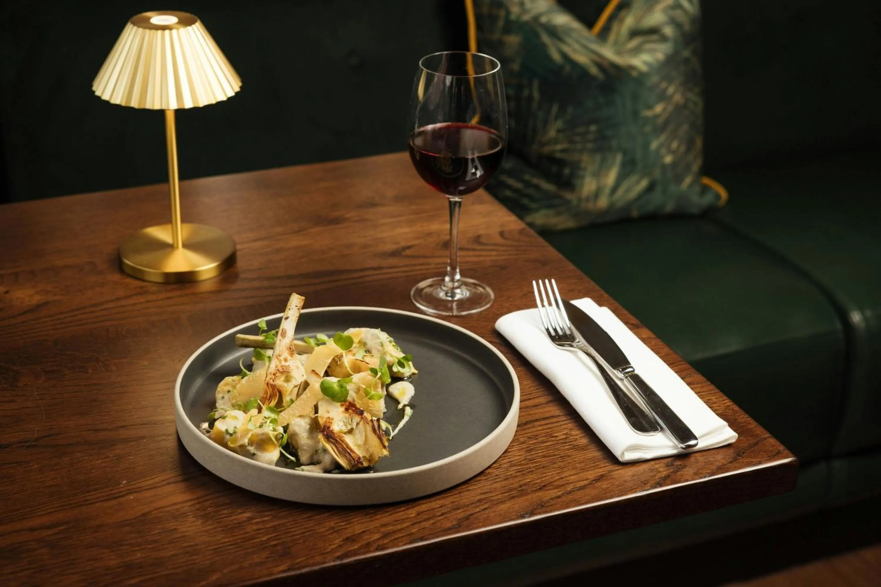 Restaurant/places to eat in Montcalm East, Autograph Collection