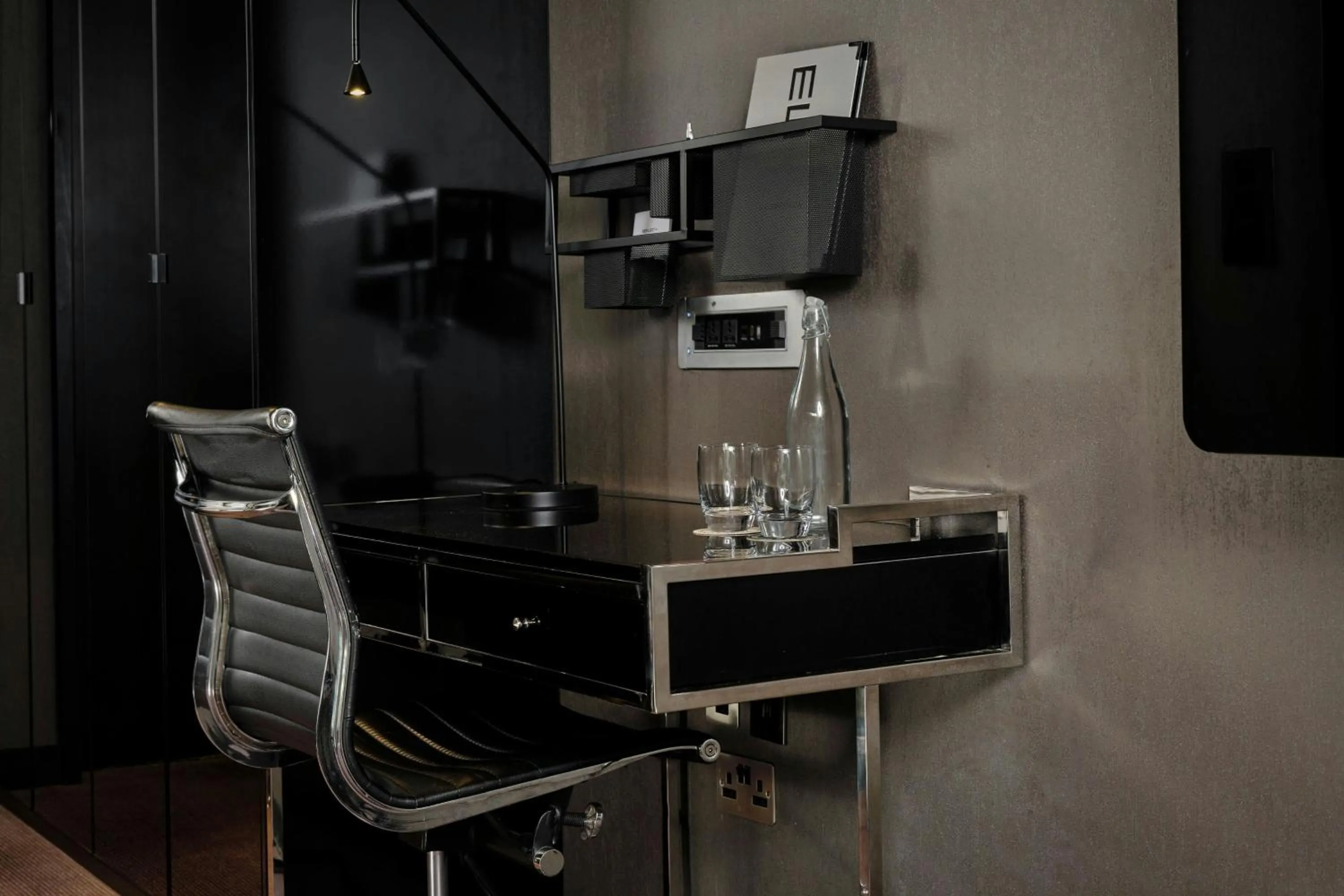 Photo of the whole room in Montcalm East, Autograph Collection