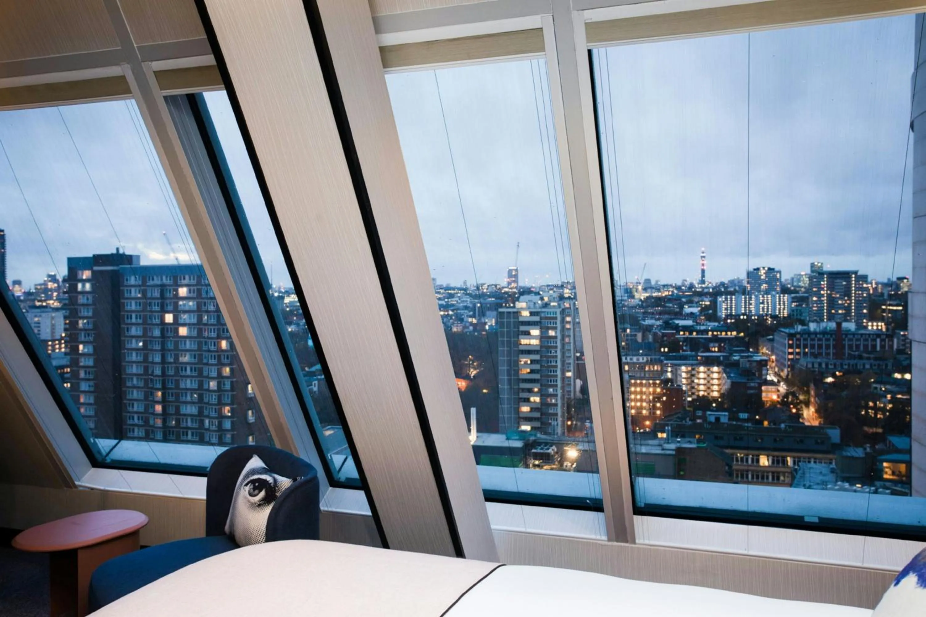 Photo of the whole room in Montcalm East, Autograph Collection