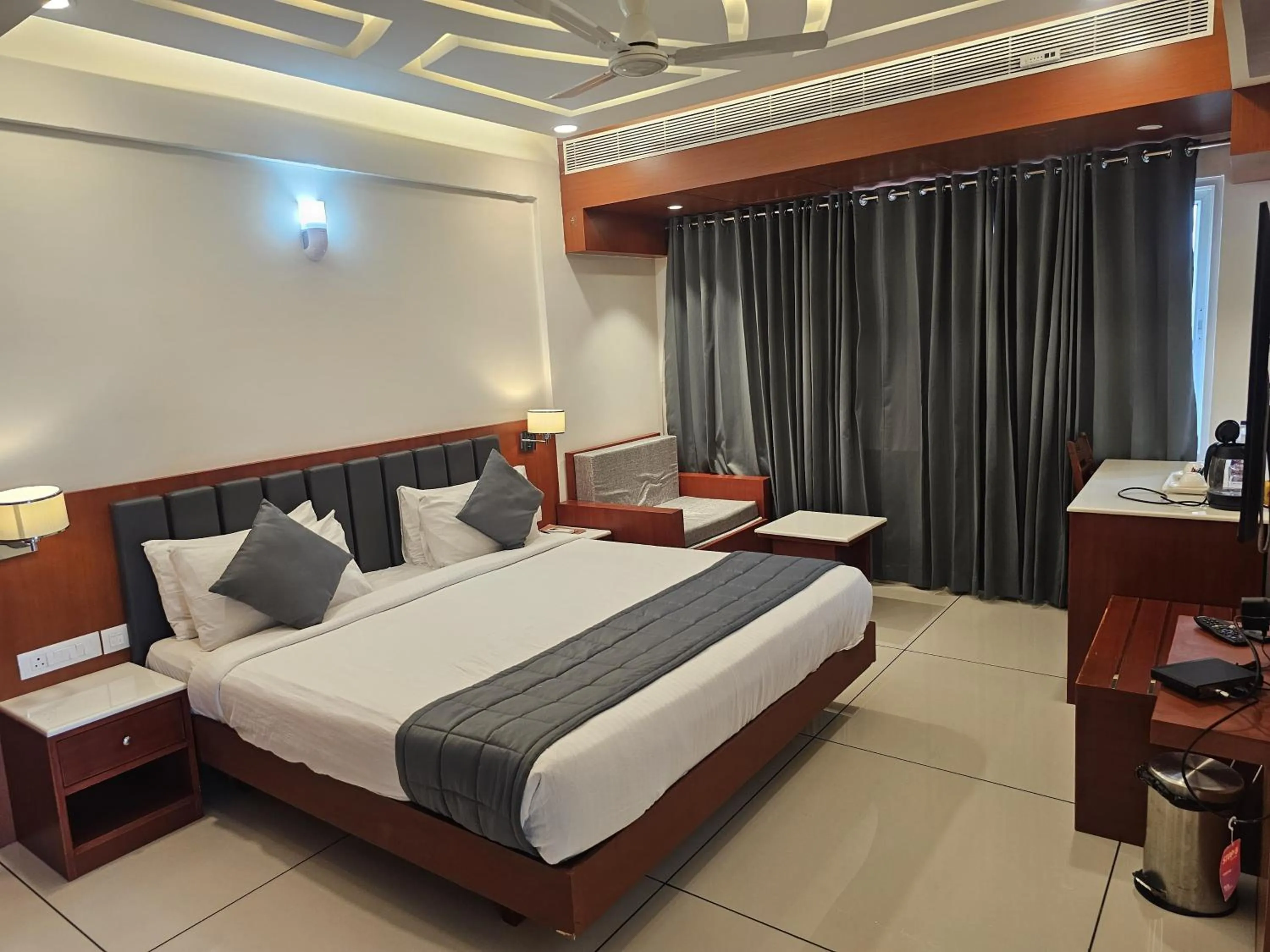 Bed in KTDC Rain Drops Hotel