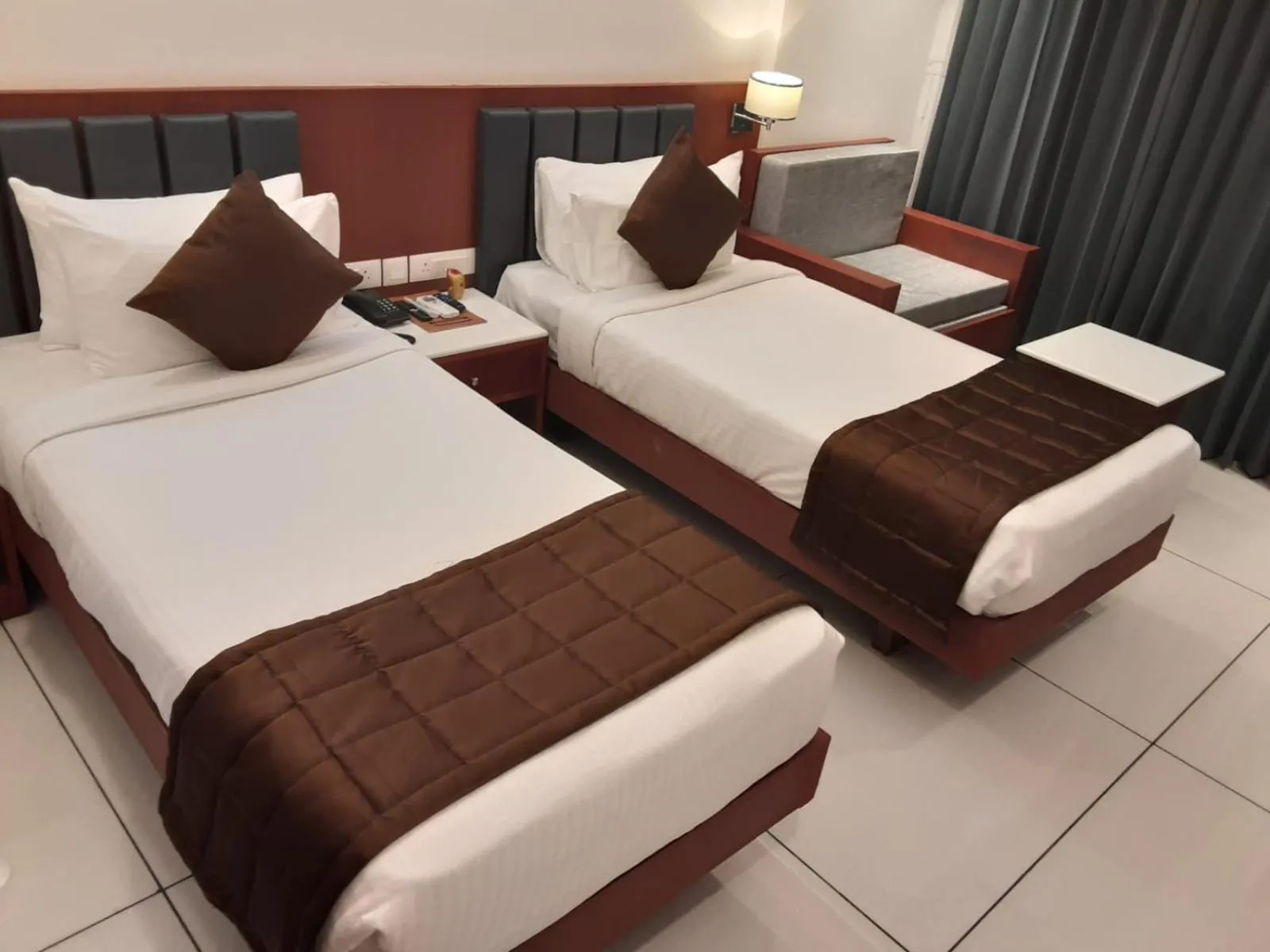 Bed in KTDC Rain Drops Hotel