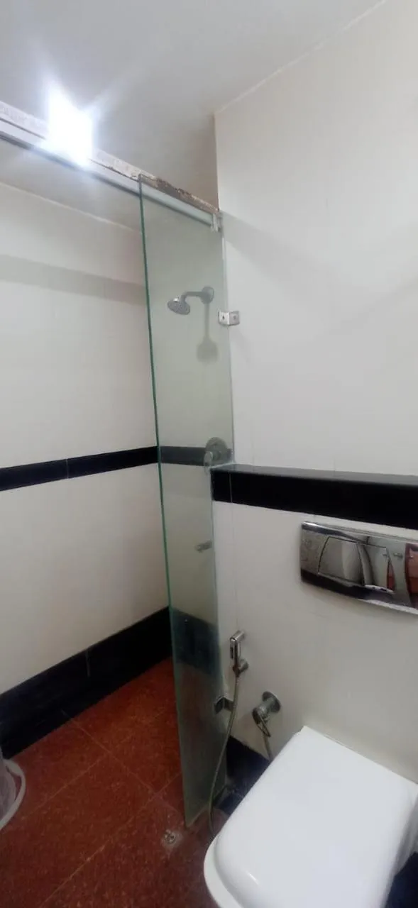 Shower in KTDC Rain Drops Hotel