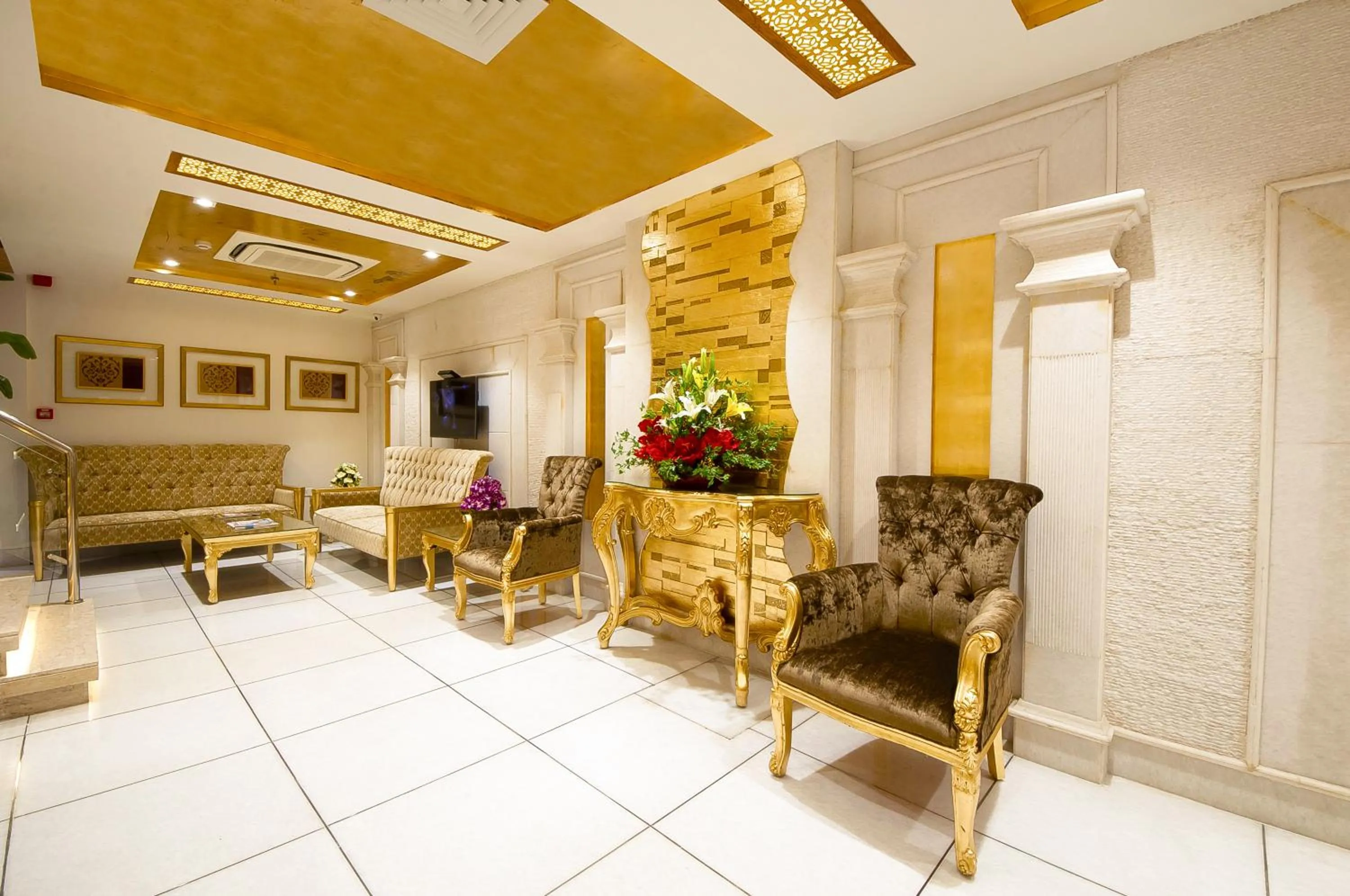 Lobby or reception in Hotel Swaran Palace