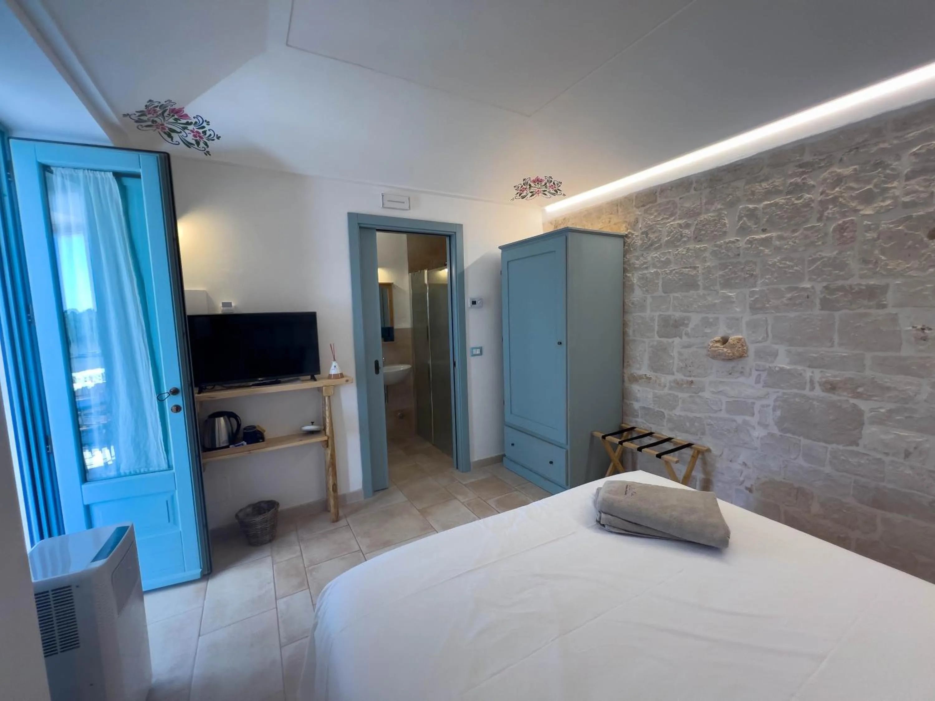 Photo of the whole room, Bed in Trullo Dimora Podere Papilio
