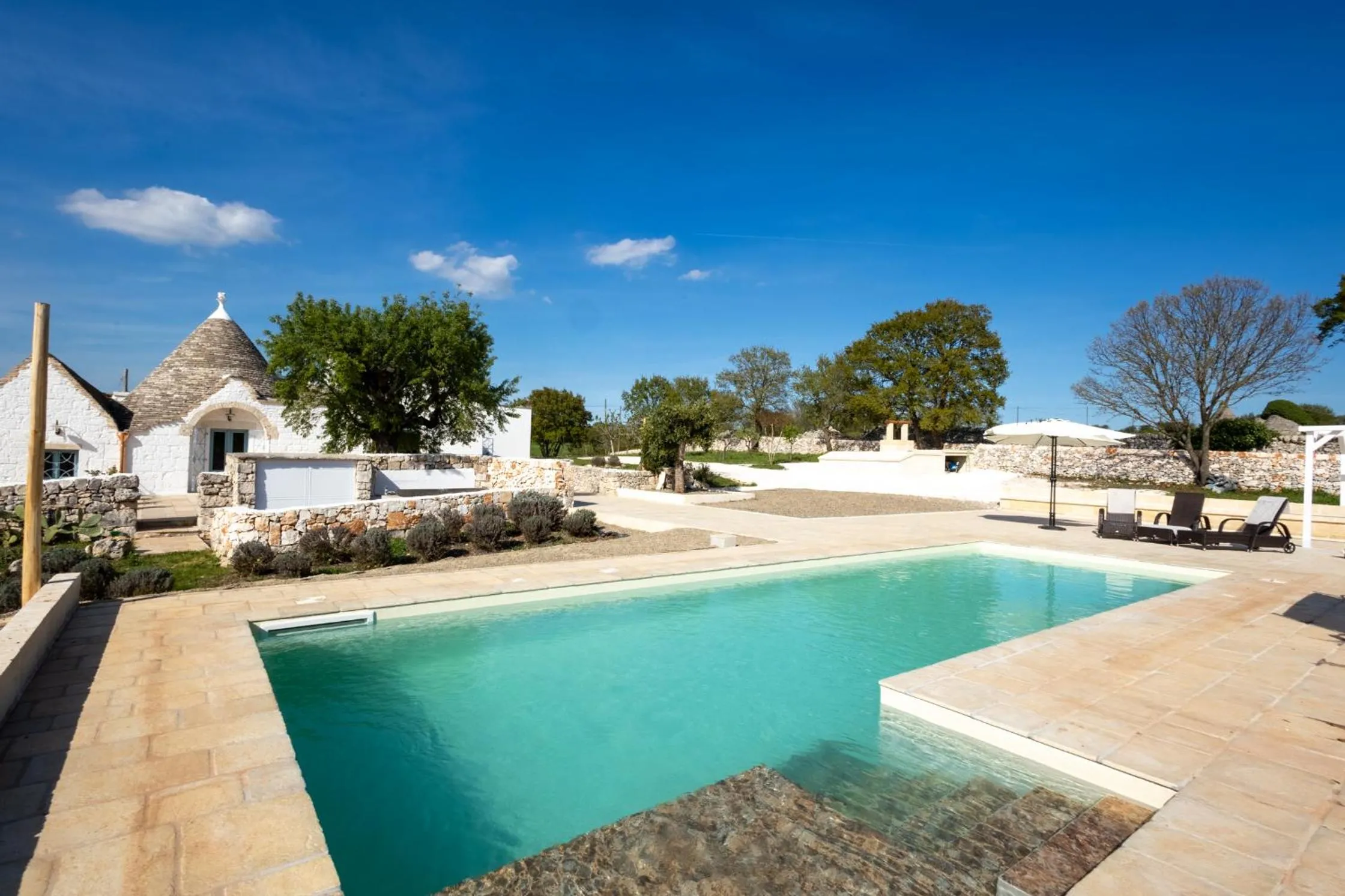 Pool view in Trullo Dimora Podere Papilio