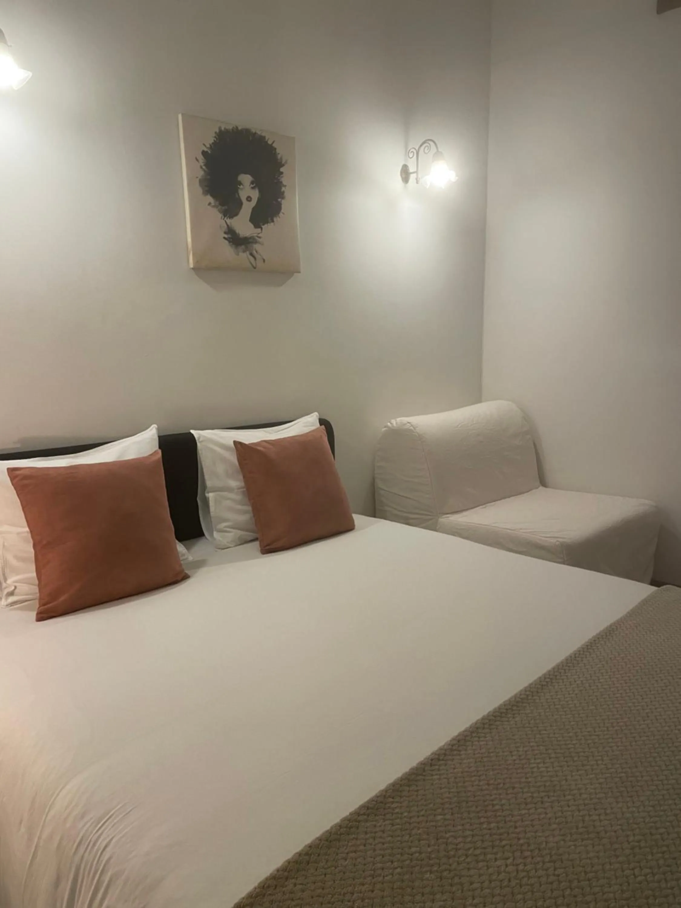 Bed in Miguel Bombarda Cozy Apartment