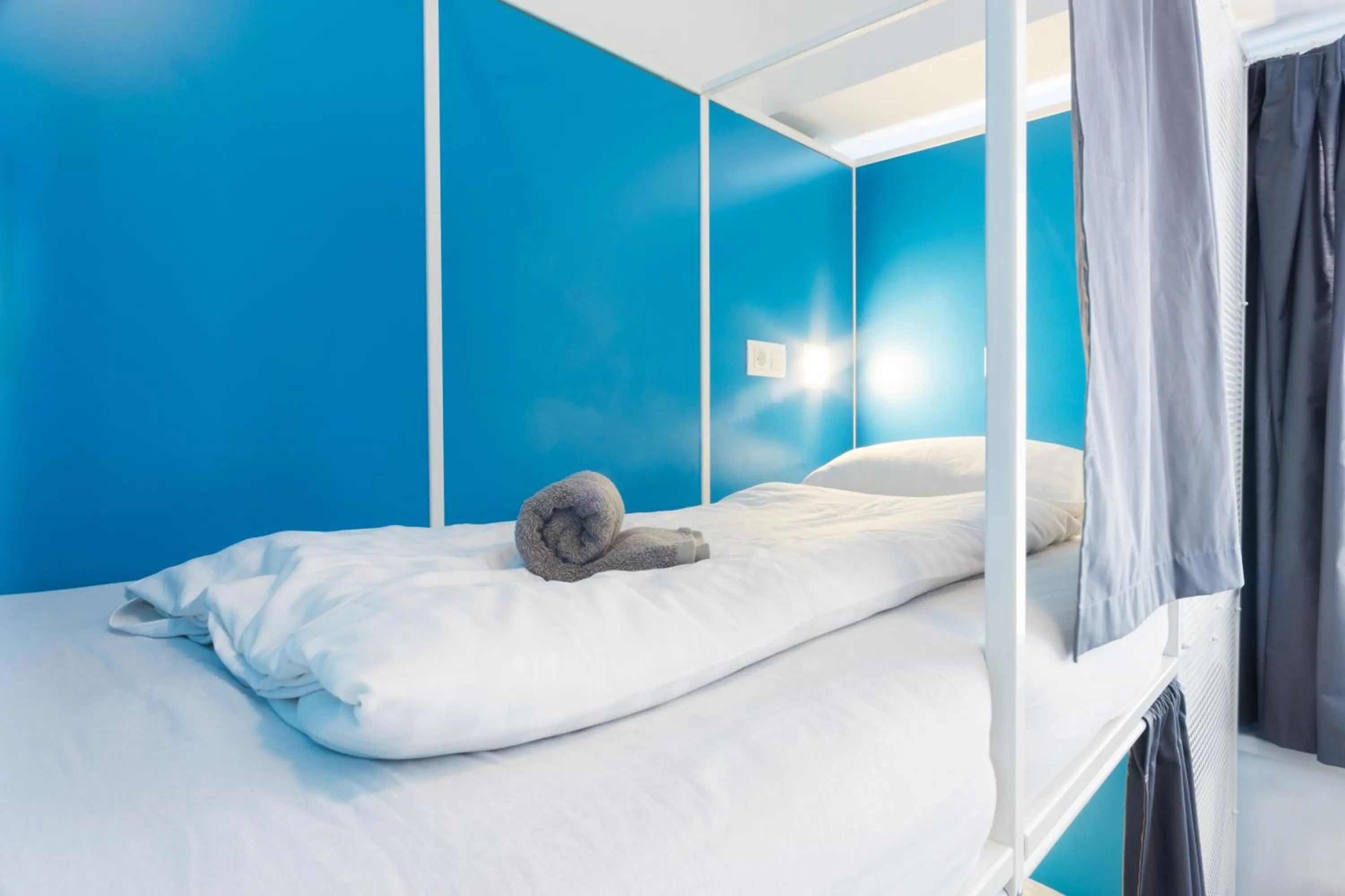 Bed in WOW City Hostel