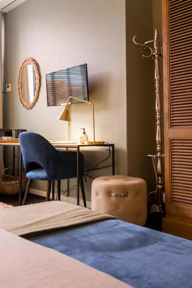 Bedroom, Bed in Zenzez Hotel & Lounge