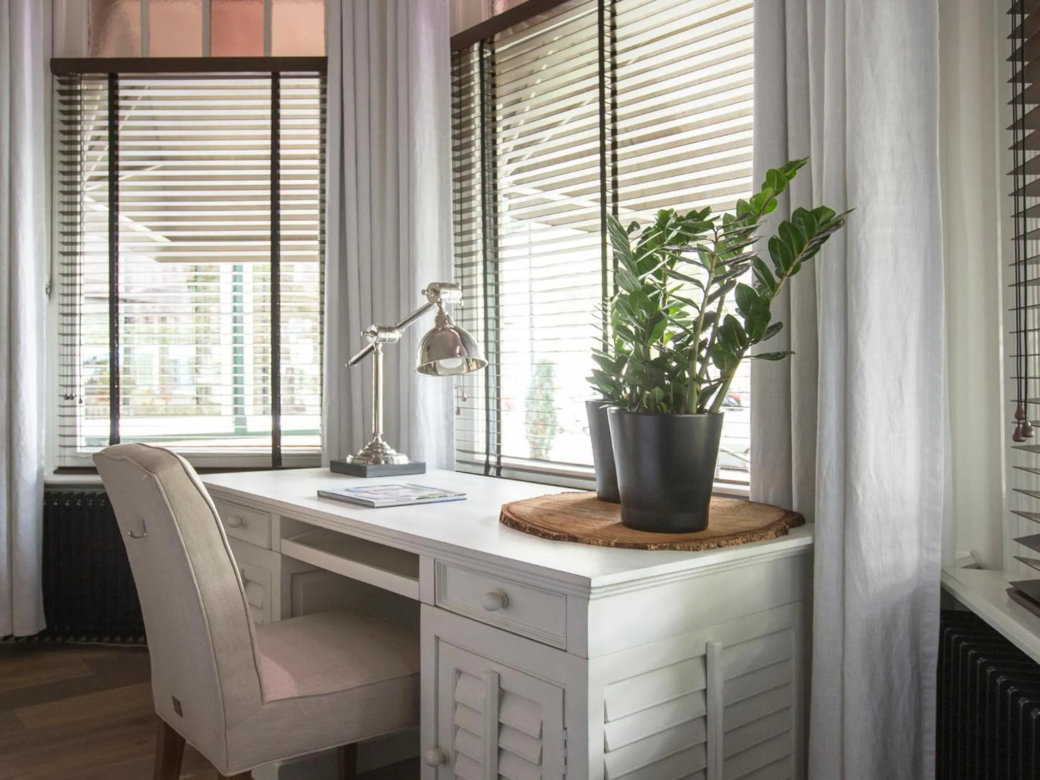 Property building in Zenzez Hotel & Lounge