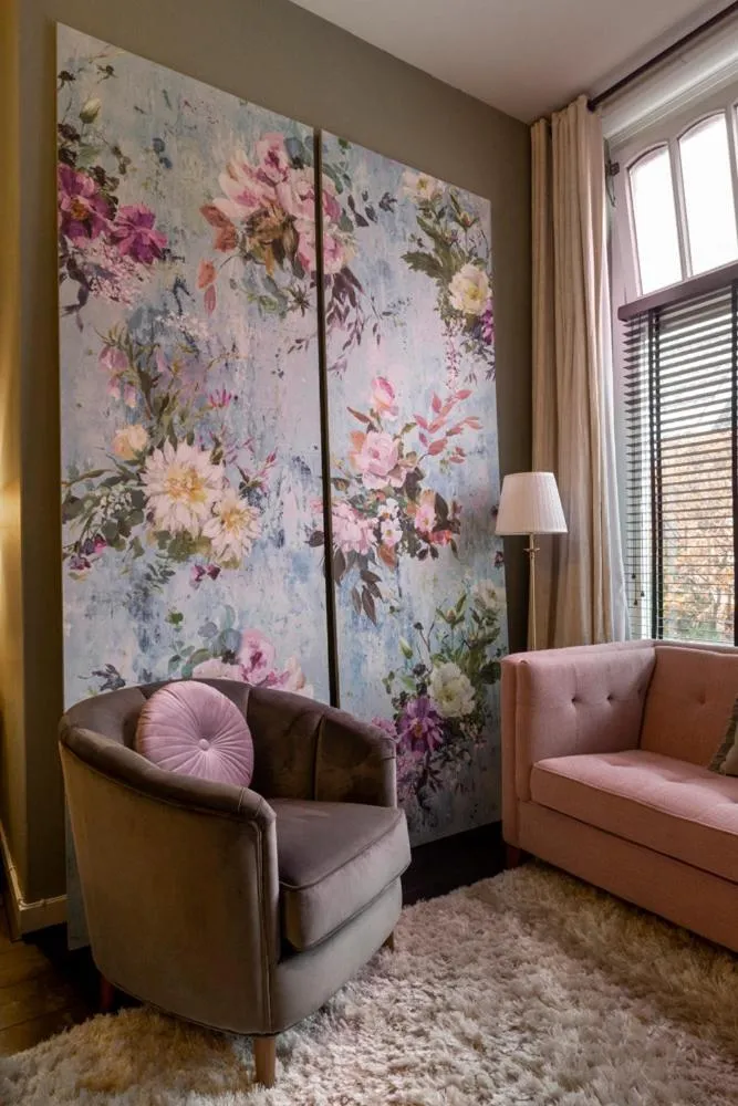 Property building in Zenzez Hotel & Lounge